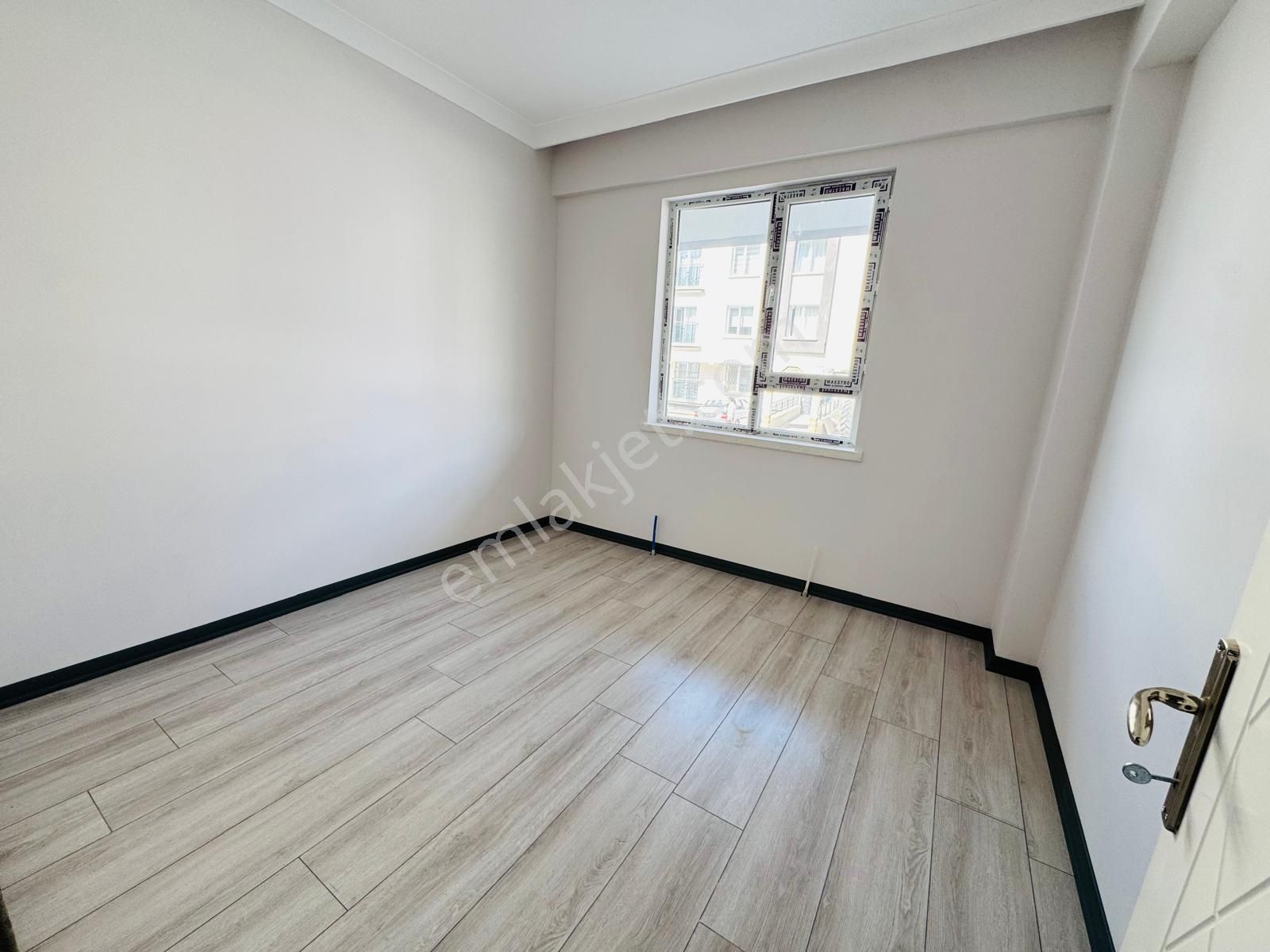 Battalgazi'de Caddeye 1 Bina Mesafede 2+1 Giriş Kat Satılık Sıfır Daire !! - Görsel 5