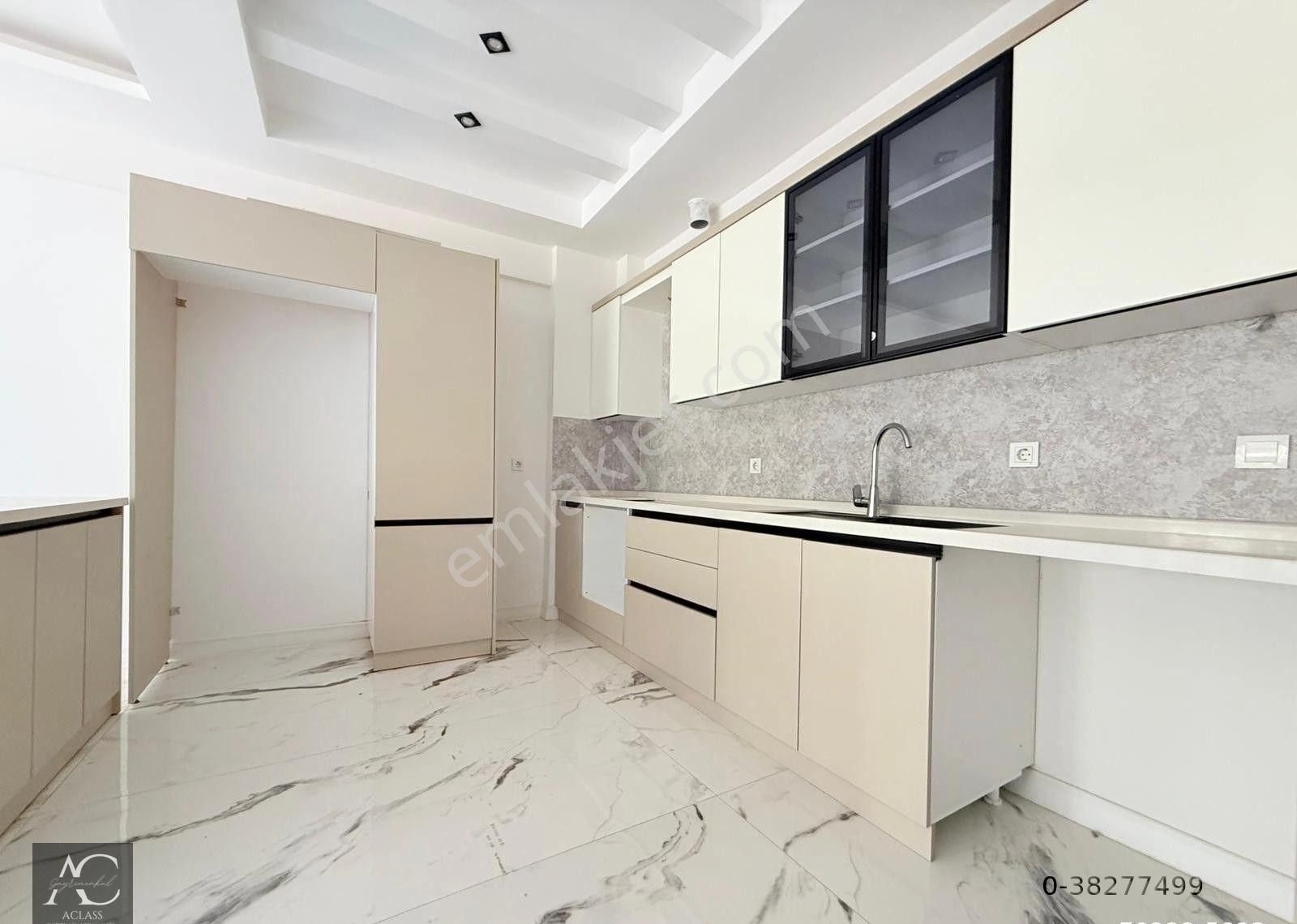 Merkezı Konumlı-7/24 Güvenlık-havuz-bahçe-otopark-yerden Isıtma-sosyal Alan-lüx-2+1 Fırsat Daire - Görsel 11