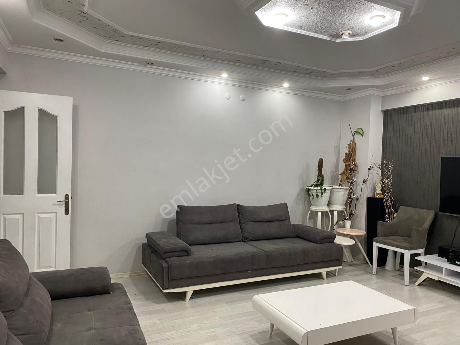 Karabağlar Aydın Mahallesi İçi Komple Yenilenmiş Satılık 3+1 Daire - Görsel 23