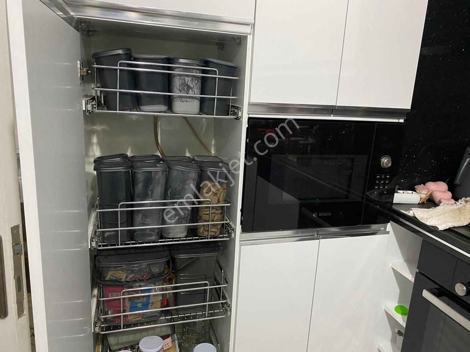 Karabağlar Aydın Mahallesi İçi Komple Yenilenmiş Satılık 3+1 Daire - Görsel 8