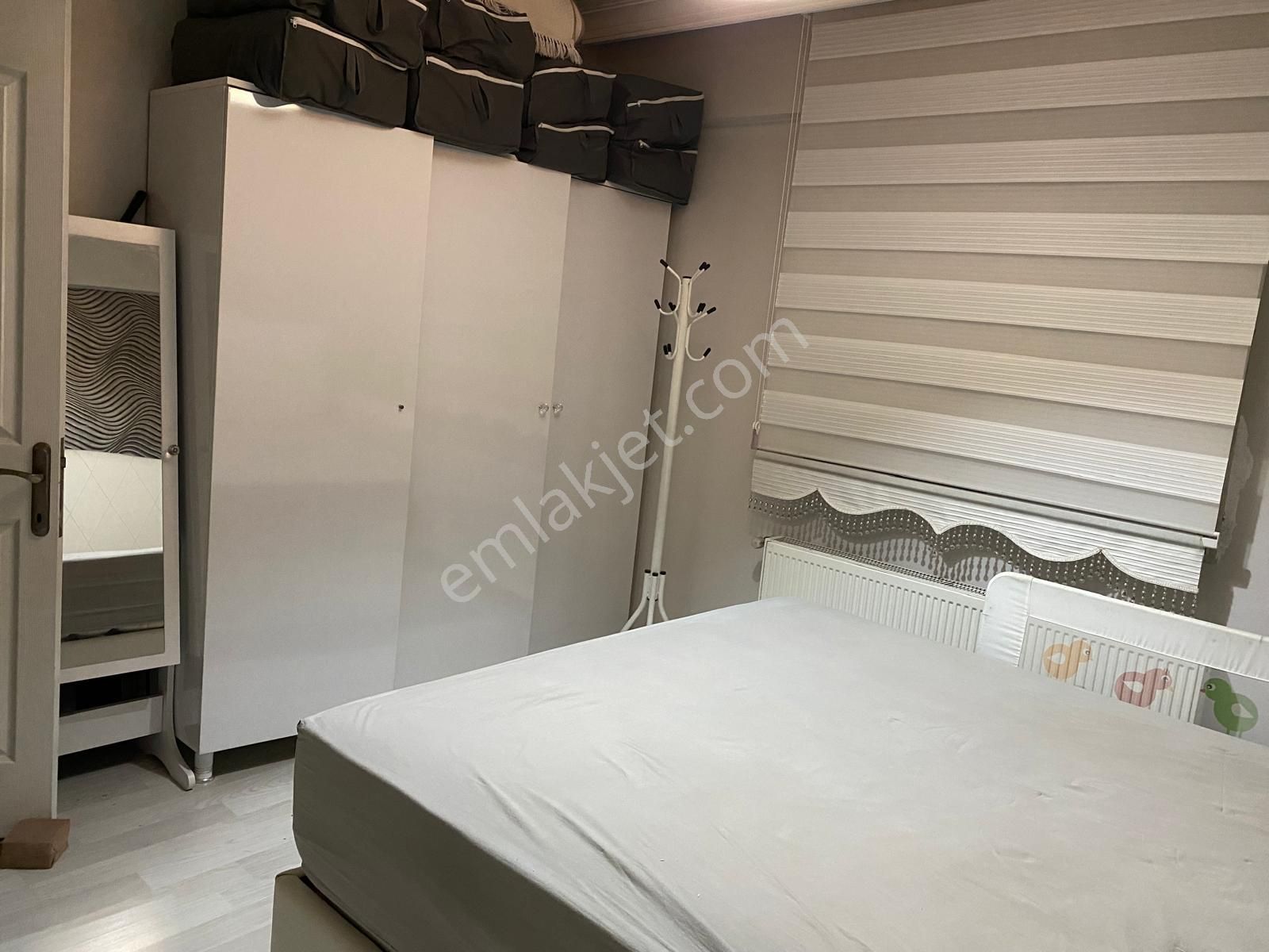 Karabağlar Aydın Mahallesi İçi Komple Yenilenmiş Satılık 3+1 Daire - Görsel 5