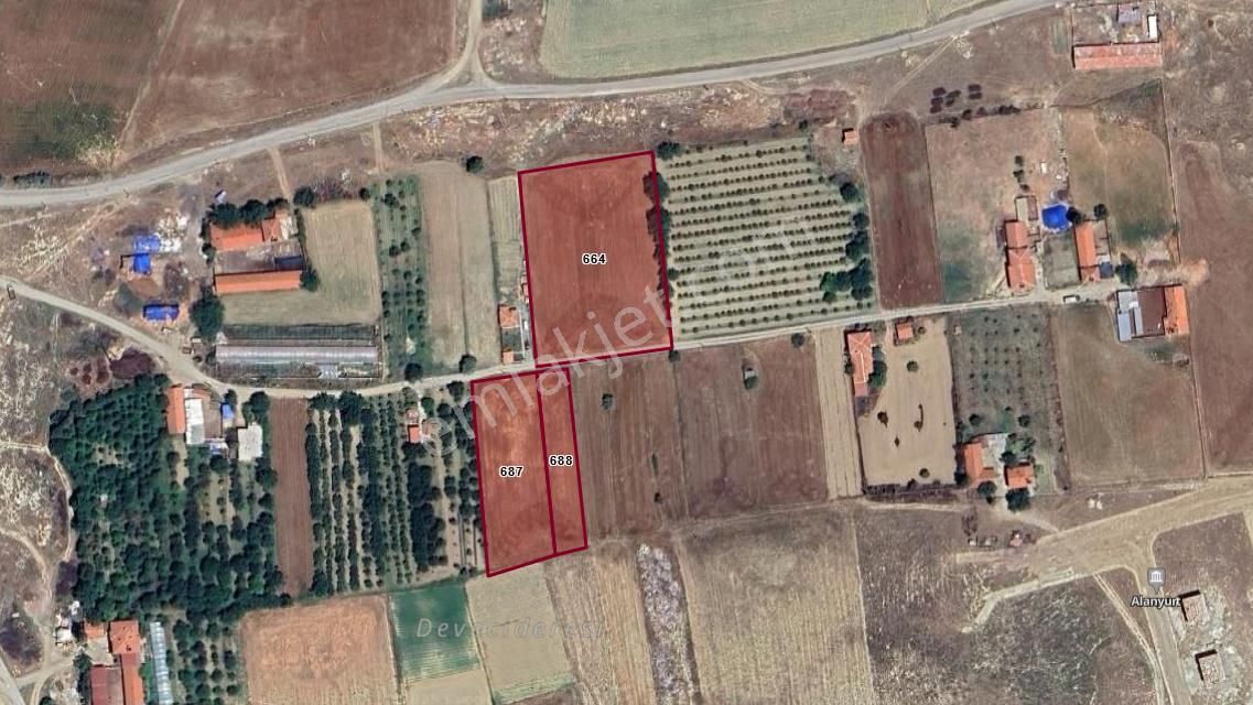 Tunçez Gm Alanyurtda 2200 M2 Müstakillik Arsa Üniversite Cvr - Görsel 4