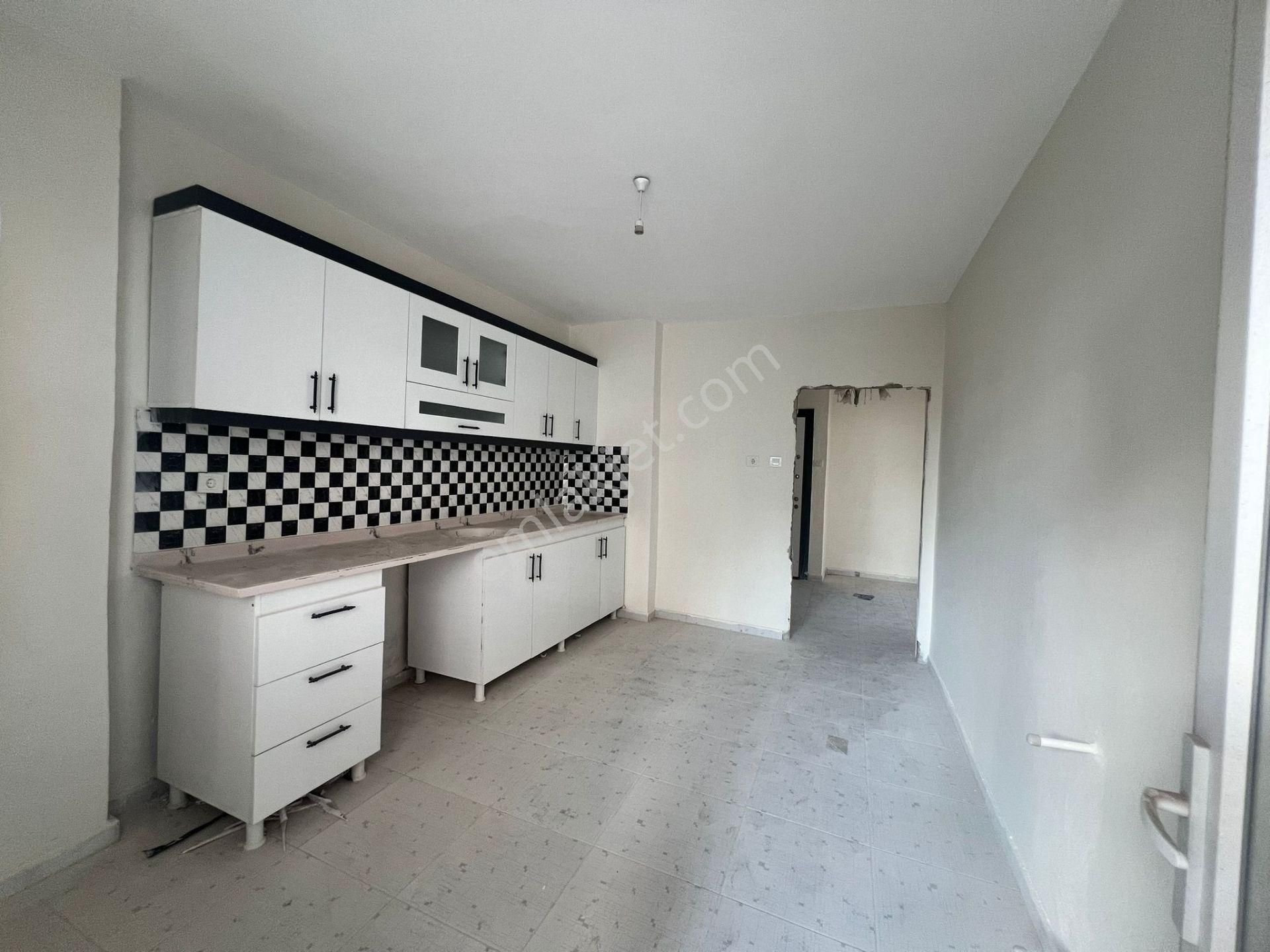 Karınca'dan Akdeniz Mh'de D. Gazlı Site İçinde 3+1 Satılık !! - Görsel 2