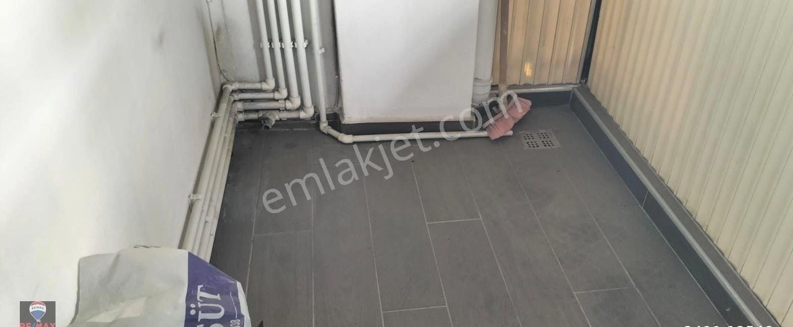 Karataşda Bakımlı Boş 3+1 Satılık Daıre - Görsel 25