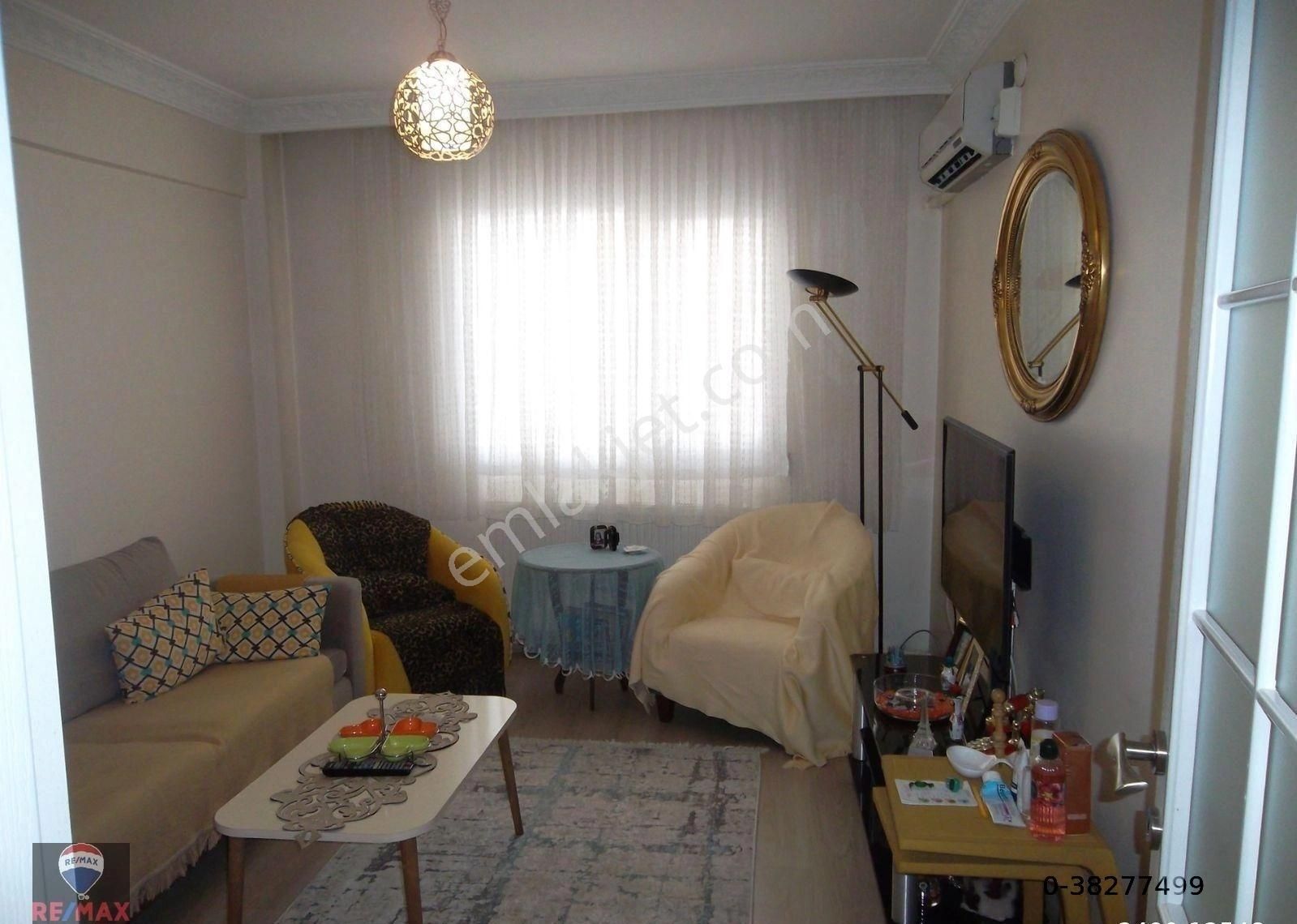 Karataşda Bakımlı Boş 3+1 Satılık Daıre - Görsel 14