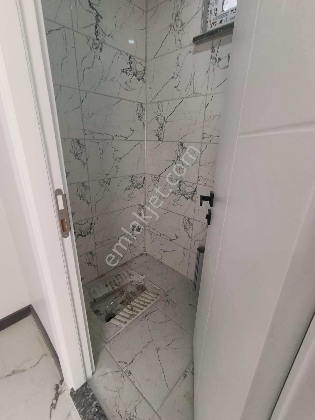Çamlıca Karanfillerde Özel Garajlı 3+1 Satılık Daire - Görsel 17