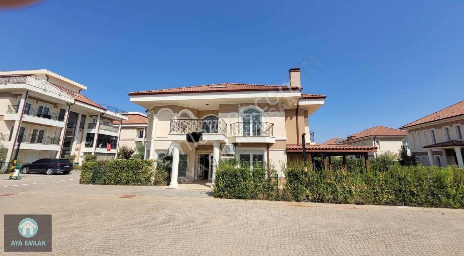 Vali Konakları 2 Özel Yapım İkiz Villa - Görsel 18