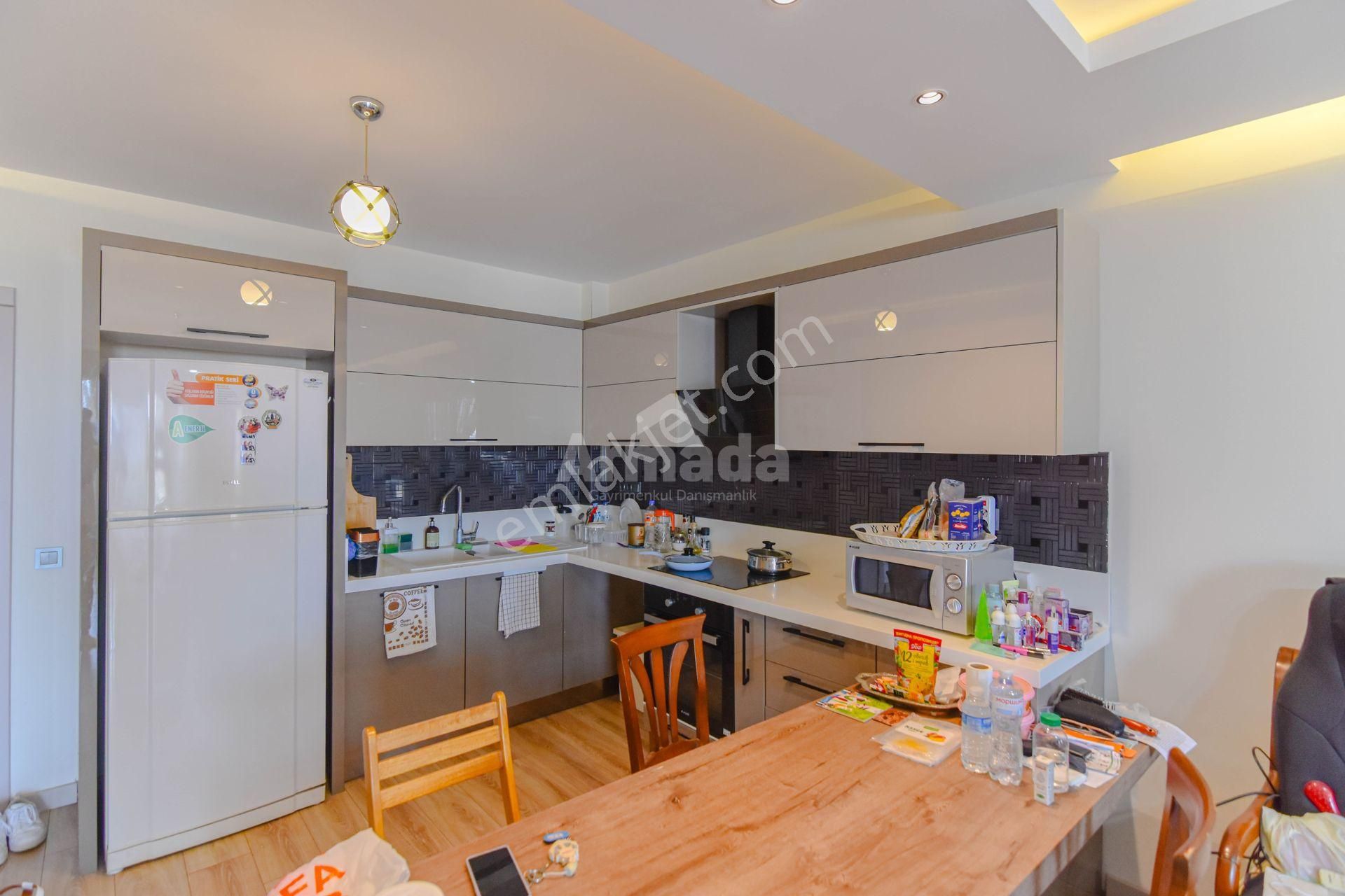 Kuşadası İkiçeşmelik'te Lüks, Geniş 1+1 Satılık Daire - Görsel 9