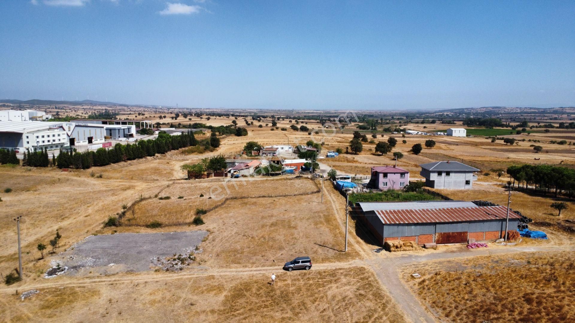 Biga Balıklıçeşme'de 678 M2 Sanayi Ve Konut İmarlı Köşe Arsa - Görsel 4