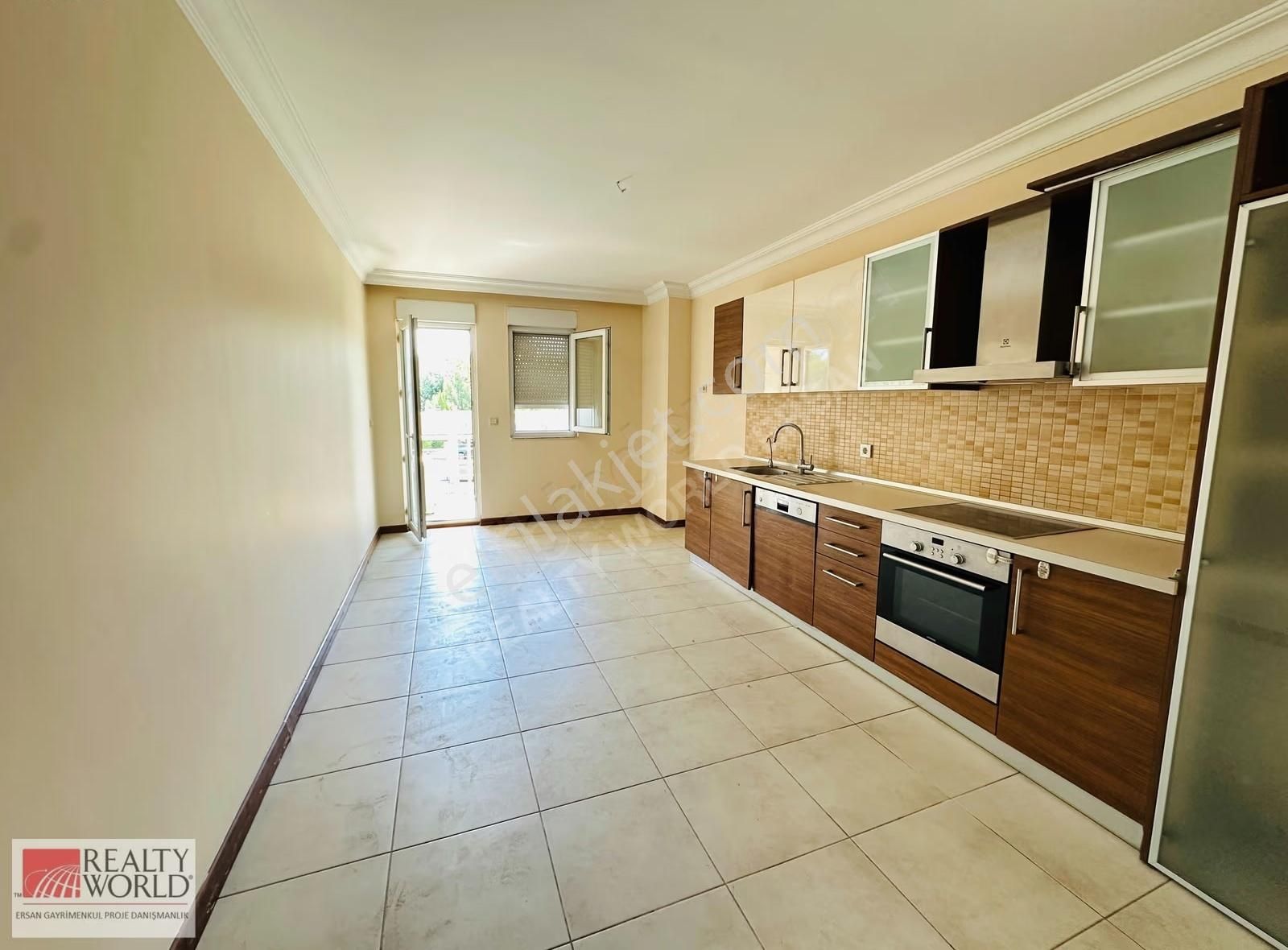 Eyüp Göktürk'te İst. Cad. Üzeri Sitede 2+1 150m2 Kiralık Arakat - Görsel 23