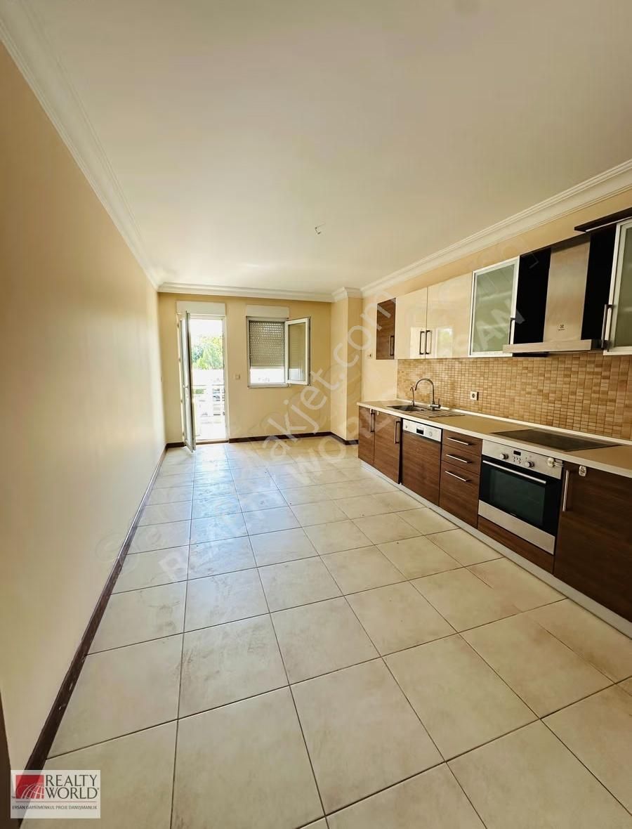 Eyüp Göktürk'te İst. Cad. Üzeri Sitede 2+1 150m2 Kiralık Arakat - Görsel 4