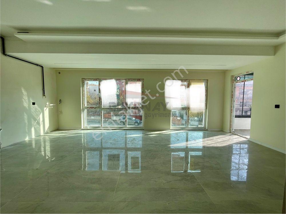 Güvenay - Çorum Bahçelievler Mah.cumartesi Pazarı Civarı 3+1 Satılık Daire