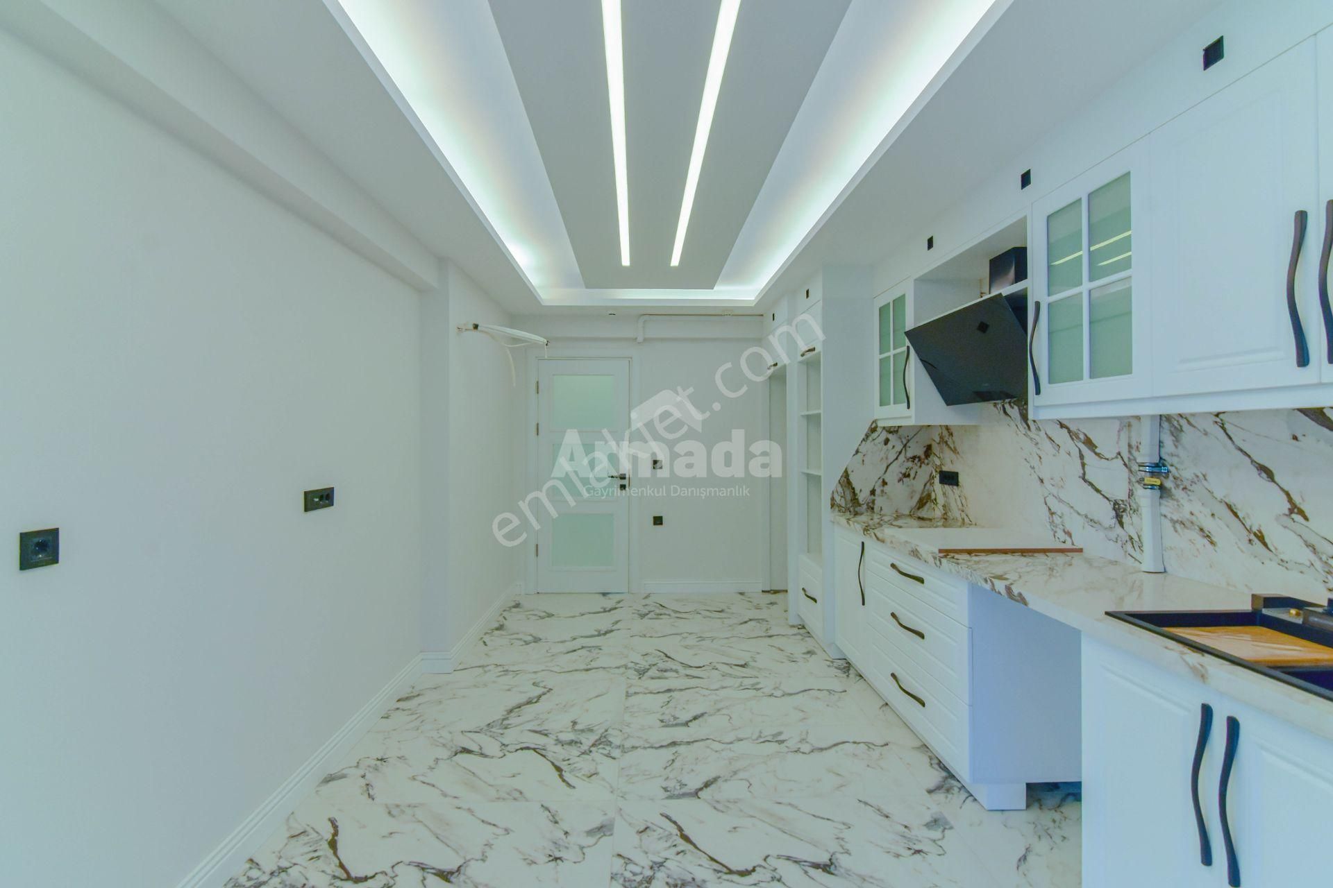 Kuşadası Ege Mahallesi'nde 3+1 Bahçeli Daire - Görsel 8