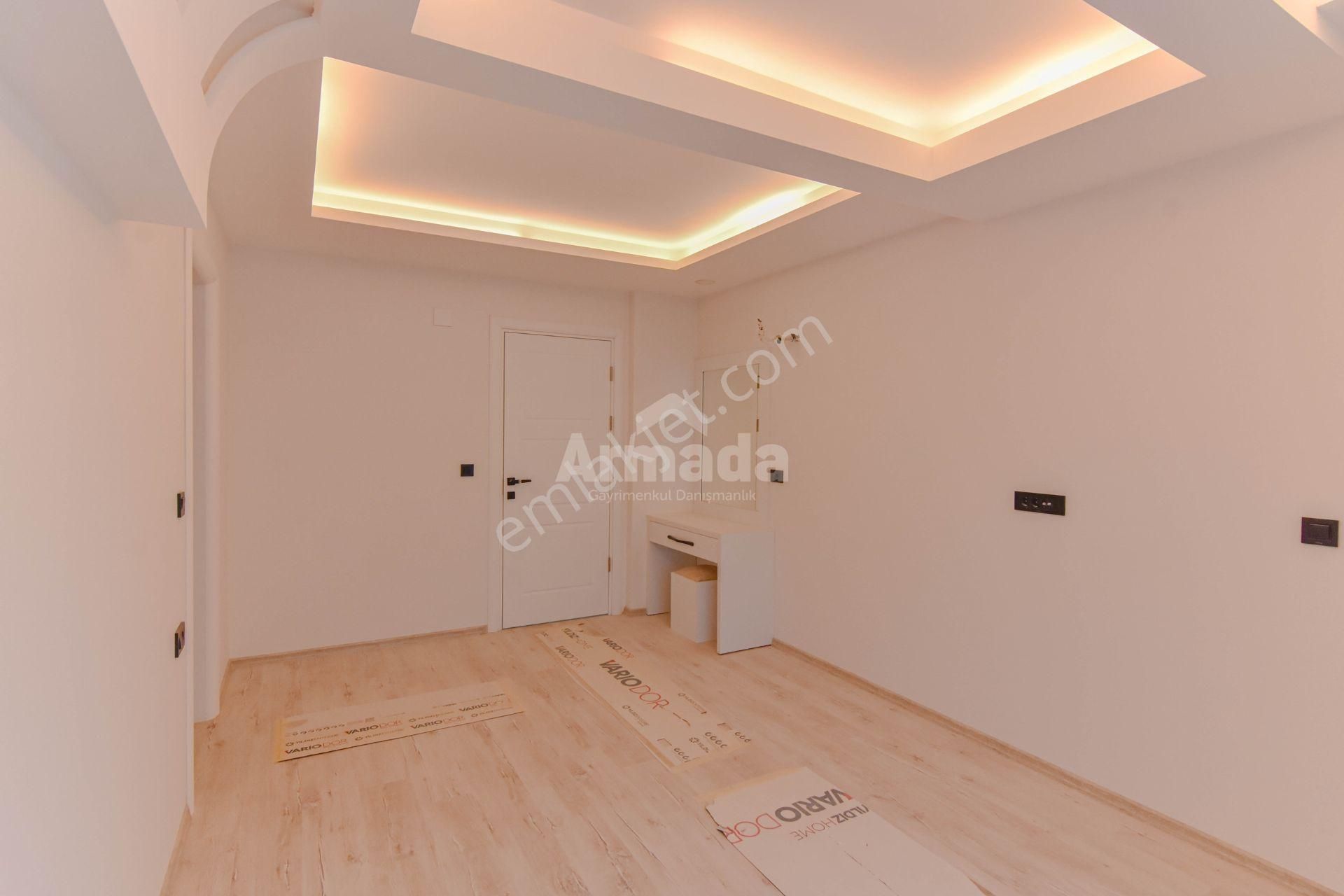 Kuşadası Ege Mahallesi'nde 3+1 Bahçeli Daire - Görsel 22