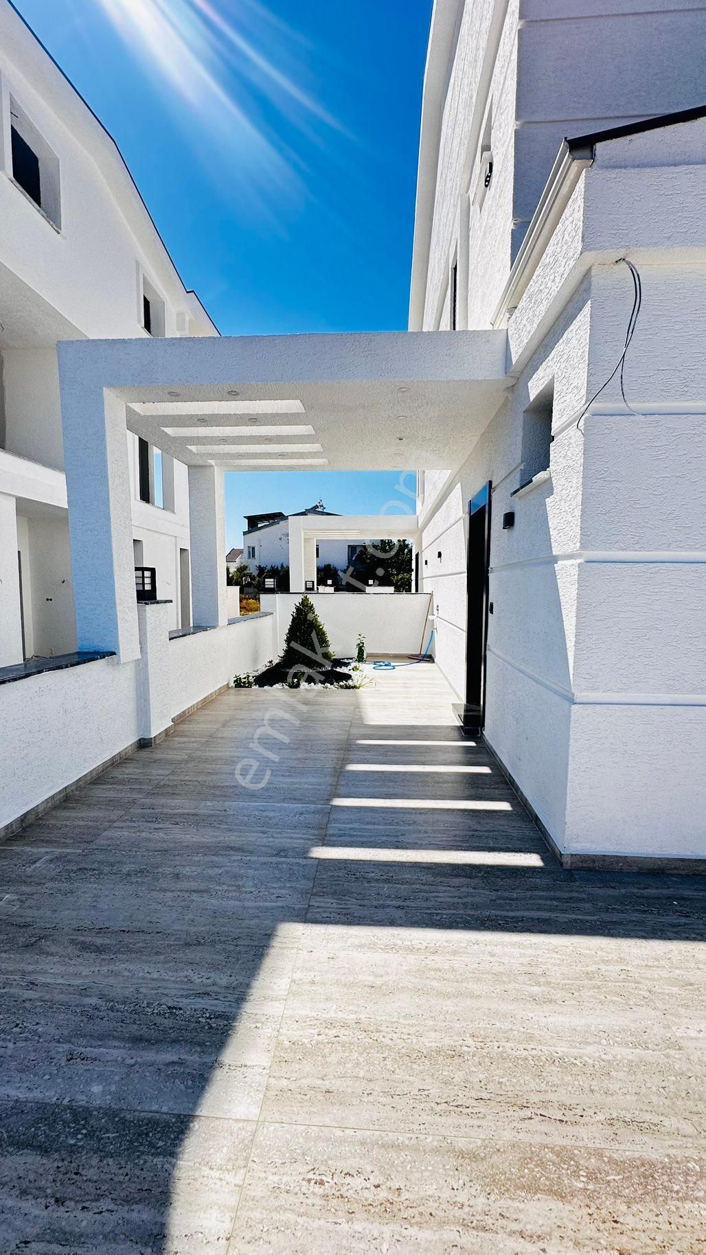 Böylesi Başka Yok ❗️ 3 Ebeveyn Yatak Odalı Triplex Villa❗️