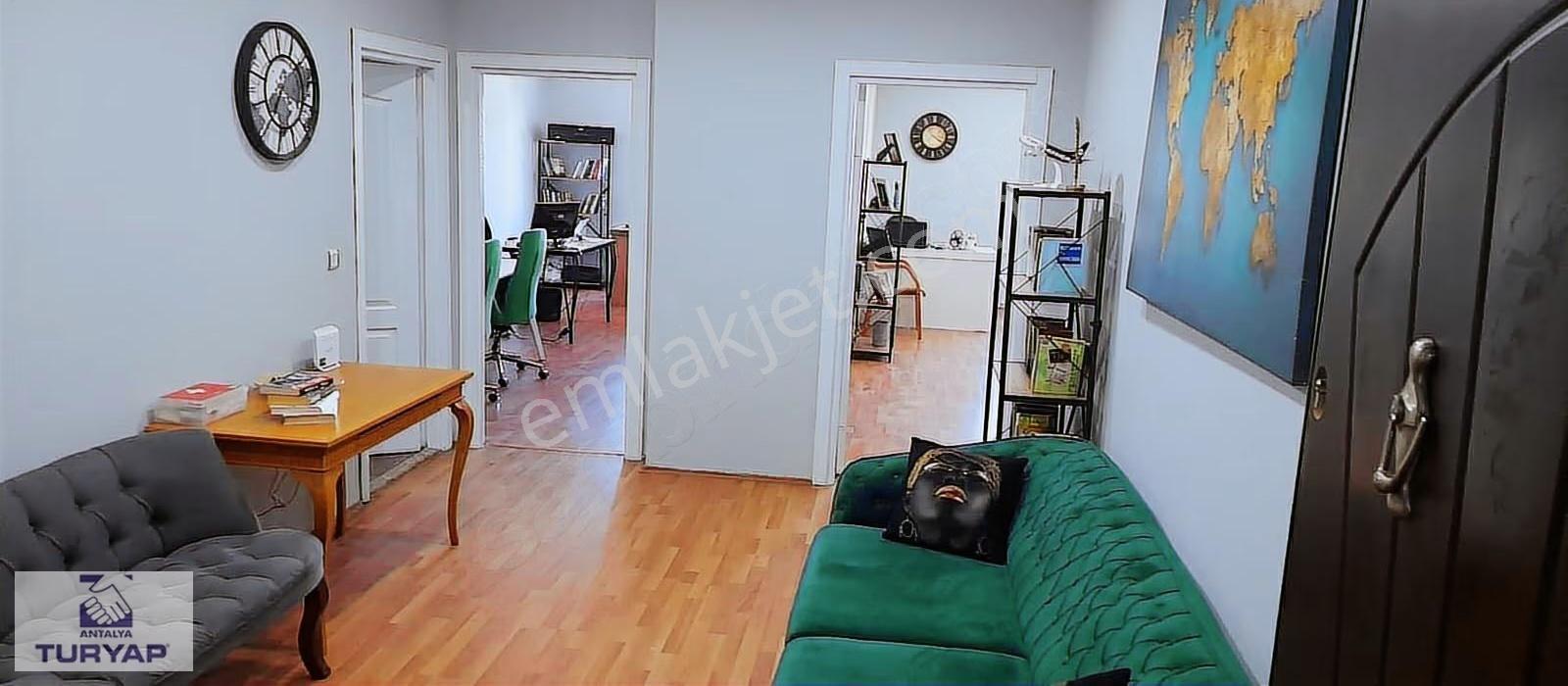 Markantalya Karşısında Kurumsal Kirada Satılık Ofis Hisseleri