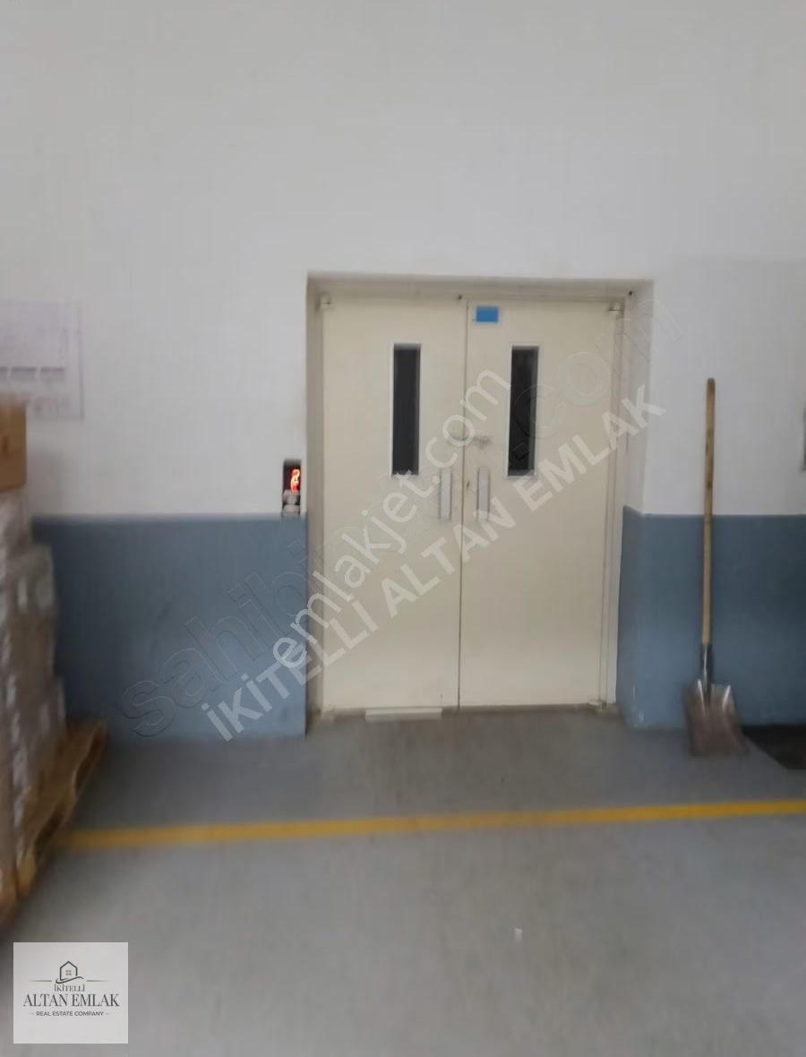 İkitelli Osb İpkas Sanayide 1850 M2 Ful Yapılı Kiralık İşyeri - Görsel 6