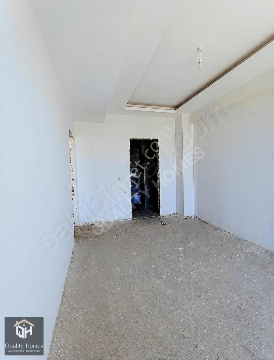 Satılık 2+1 Daire Lara Plajı Yakın Havuzlu Güvenlikli Sitede - Görsel 3