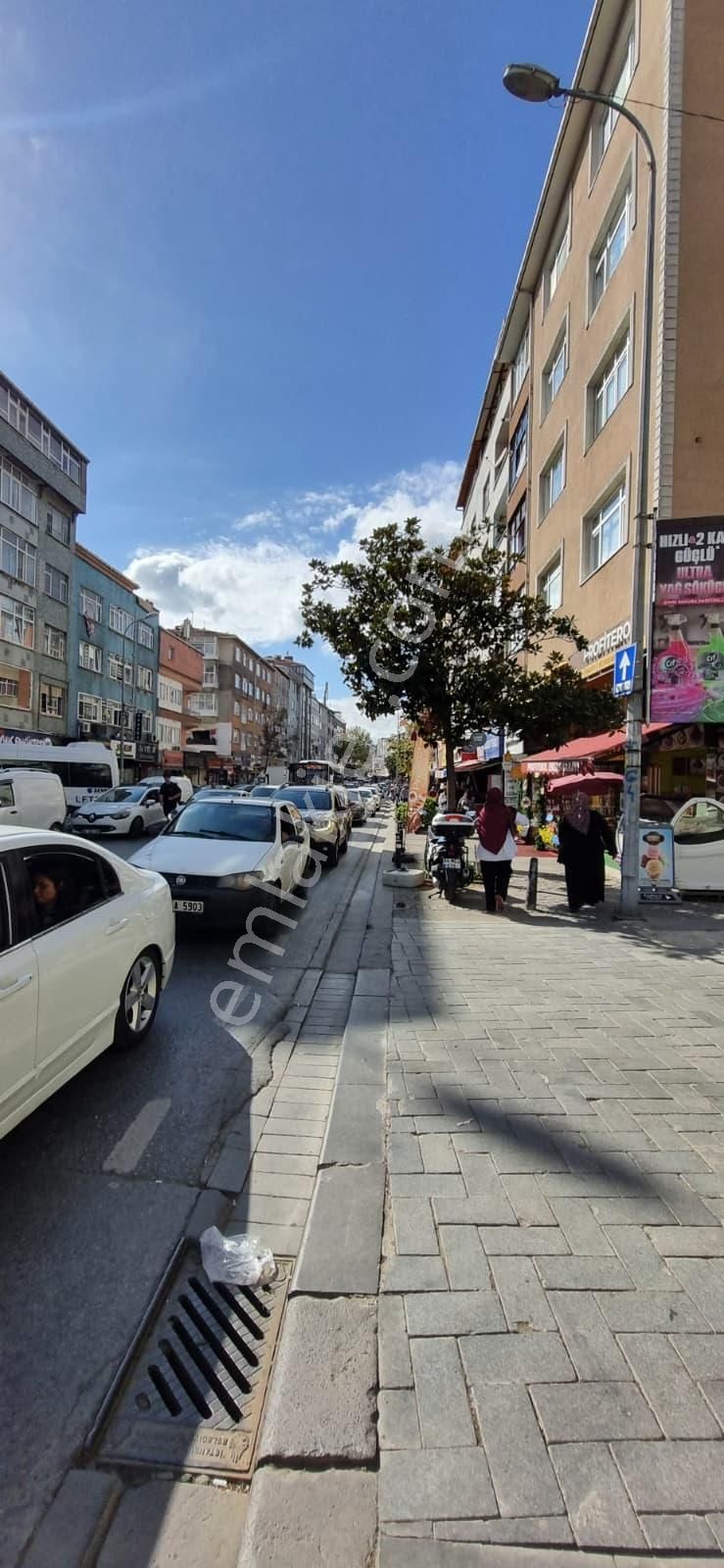 Ümraniye Sütçü İmam Caddesinde 2+1 Geniş Kiralık Daire - Görsel 5