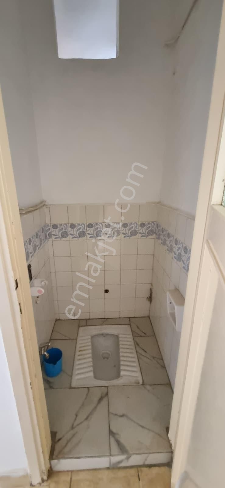 Ümraniye Sütçü İmam Caddesinde 2+1 Geniş Kiralık Daire - Görsel 16