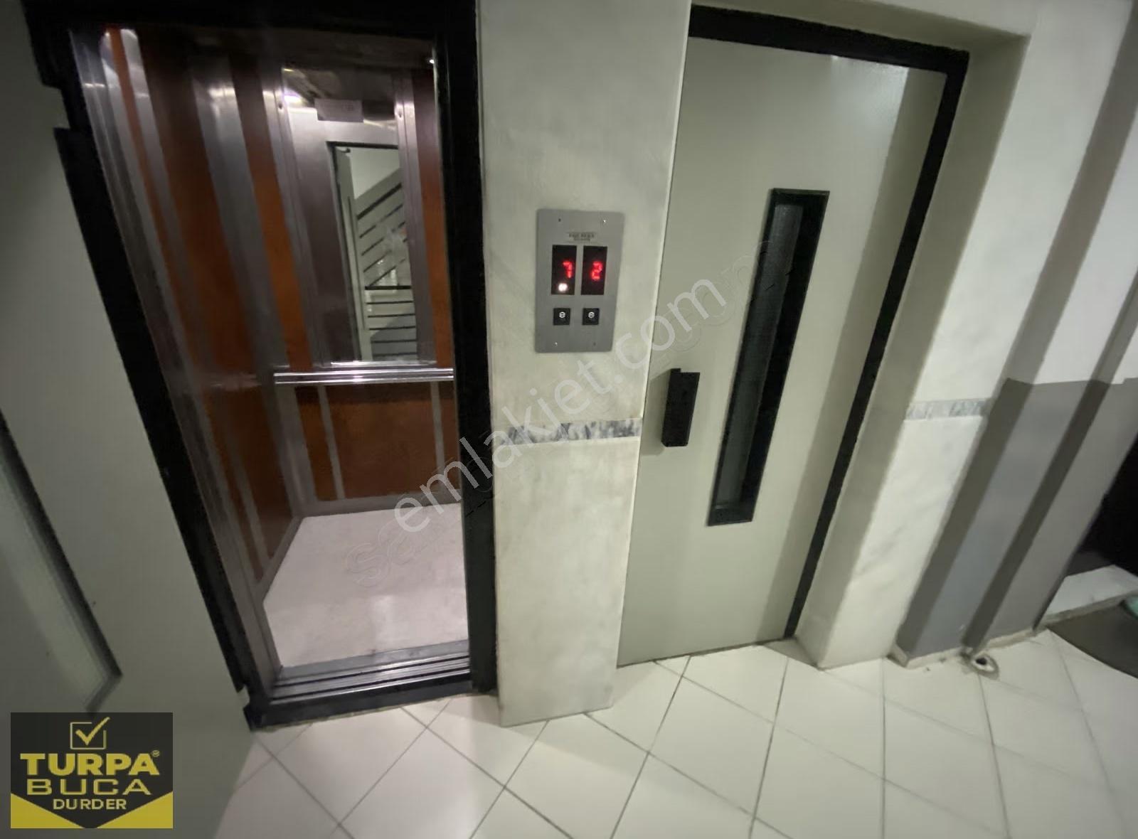 Efeler'de 3+1 140m2 Site İçi Otoparklı Asansörlü Mükemmel Daire - Görsel 16