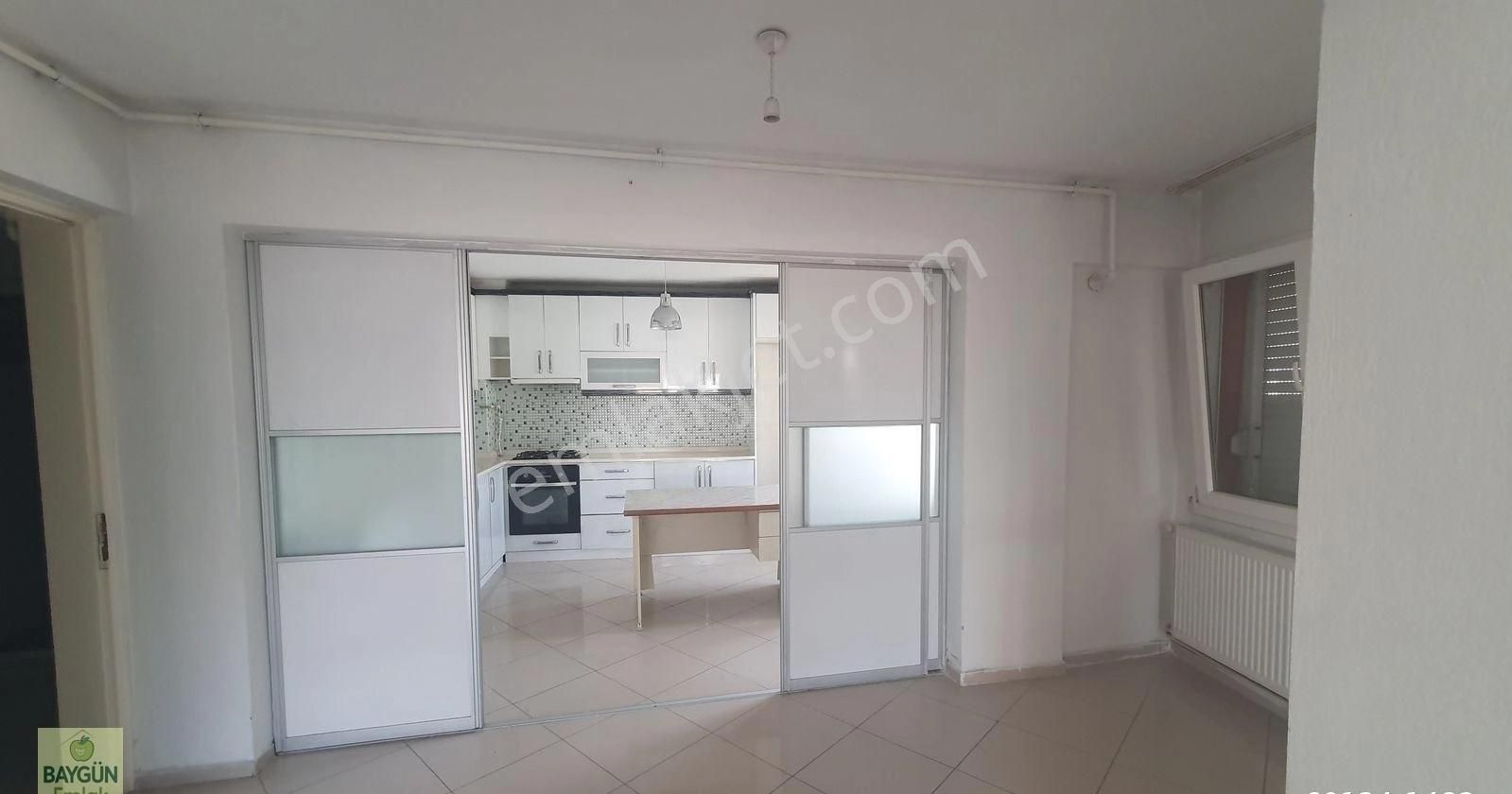 Karabağlar Barış Mahallesi Satılık 2+1 Geniş Daire - Görsel 12