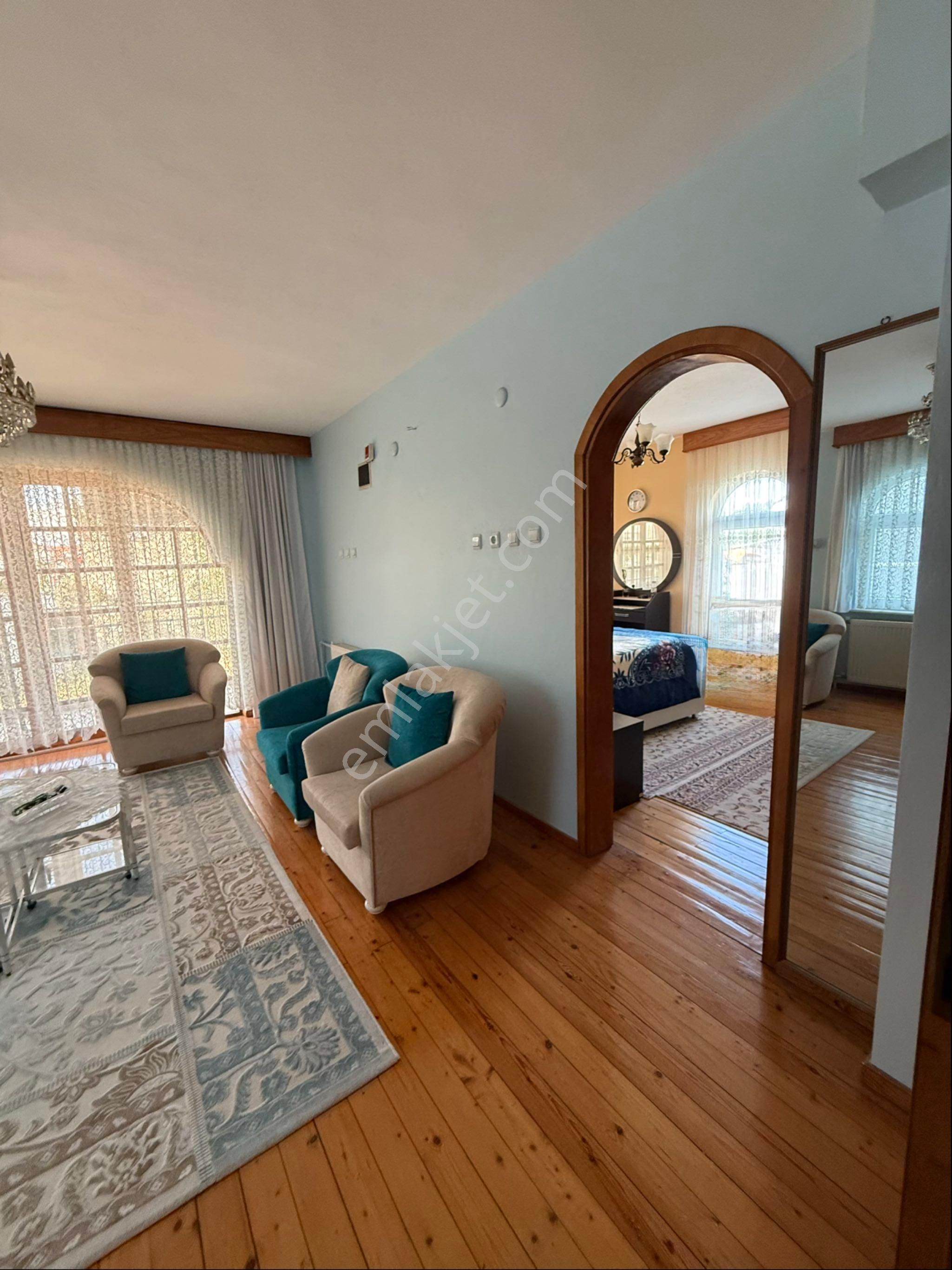 Bursa Gemlik Kumsazda Lüks Satılık Villa - Görsel 34