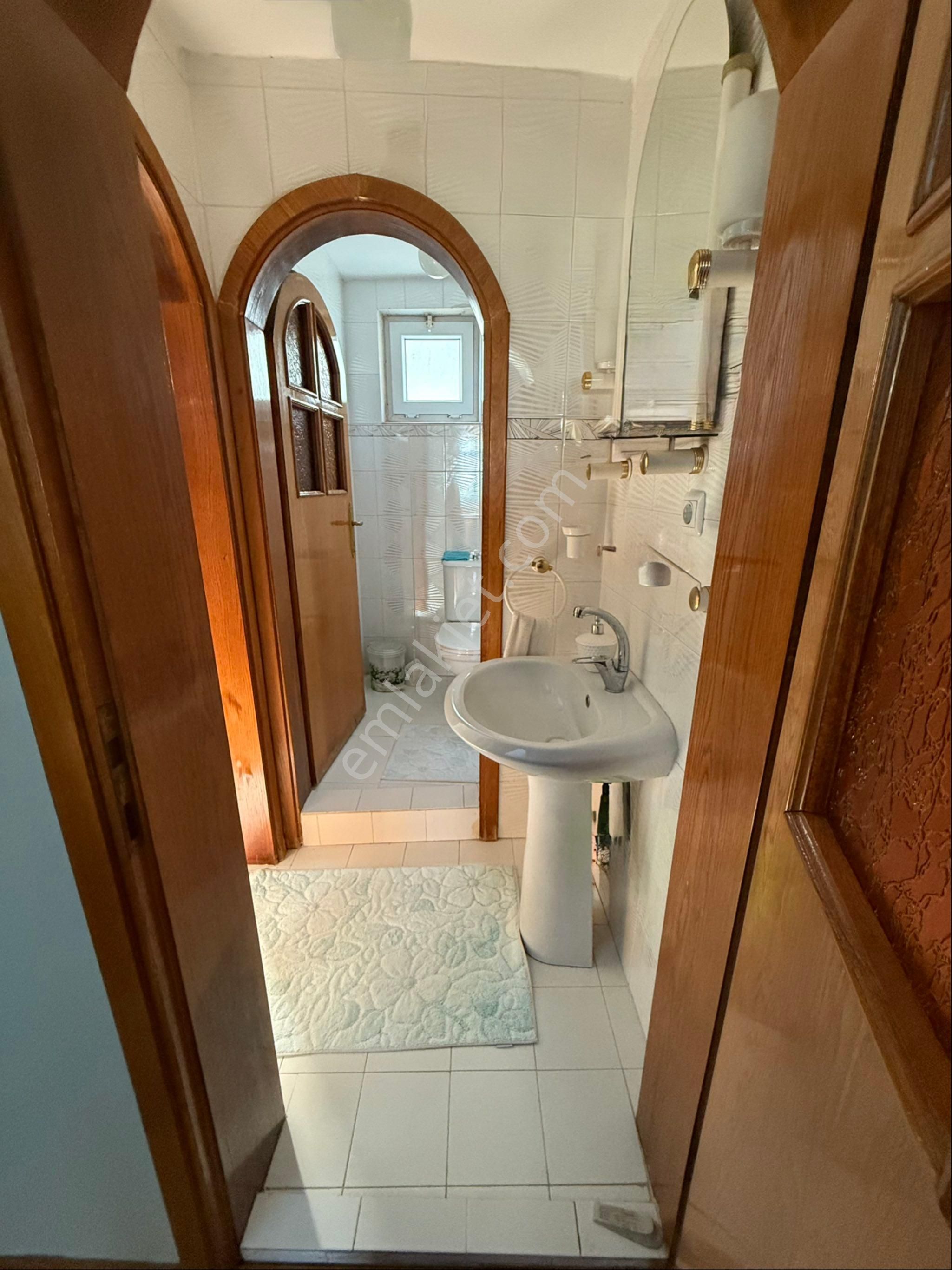 Bursa Gemlik Kumsazda Lüks Satılık Villa - Görsel 27