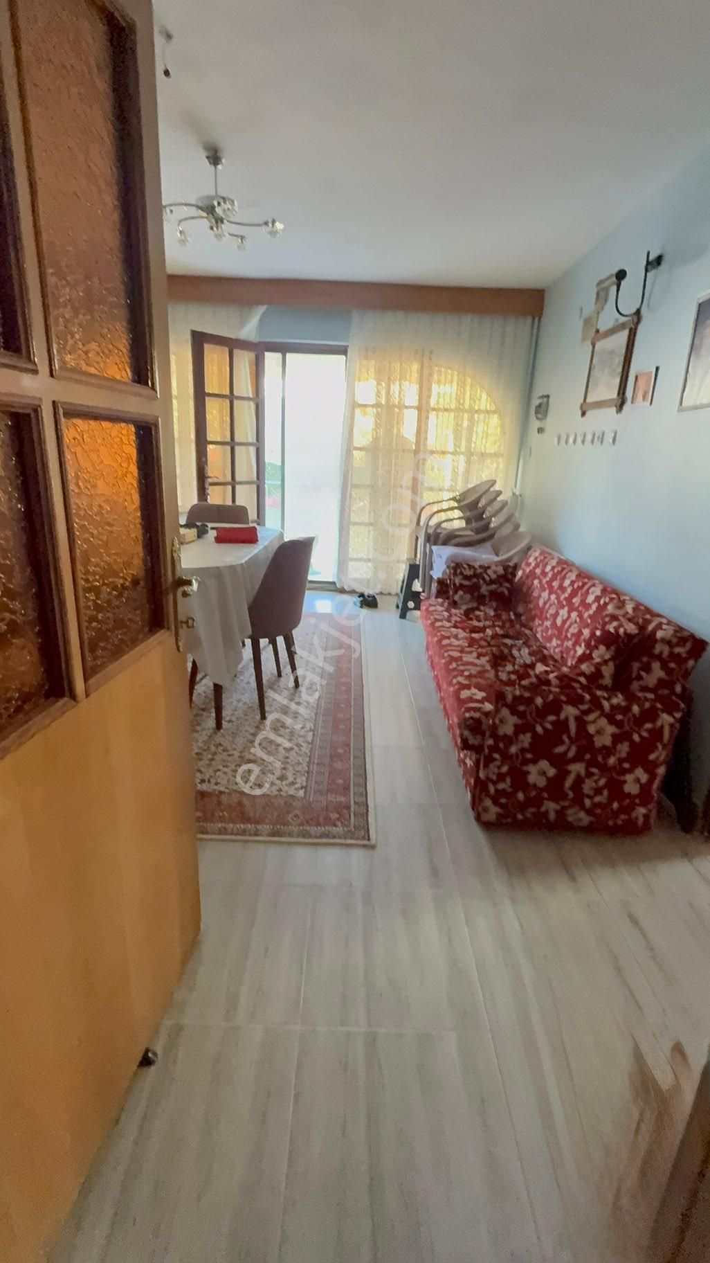 Bursa Gemlik Kumsazda Lüks Satılık Villa - Görsel 9