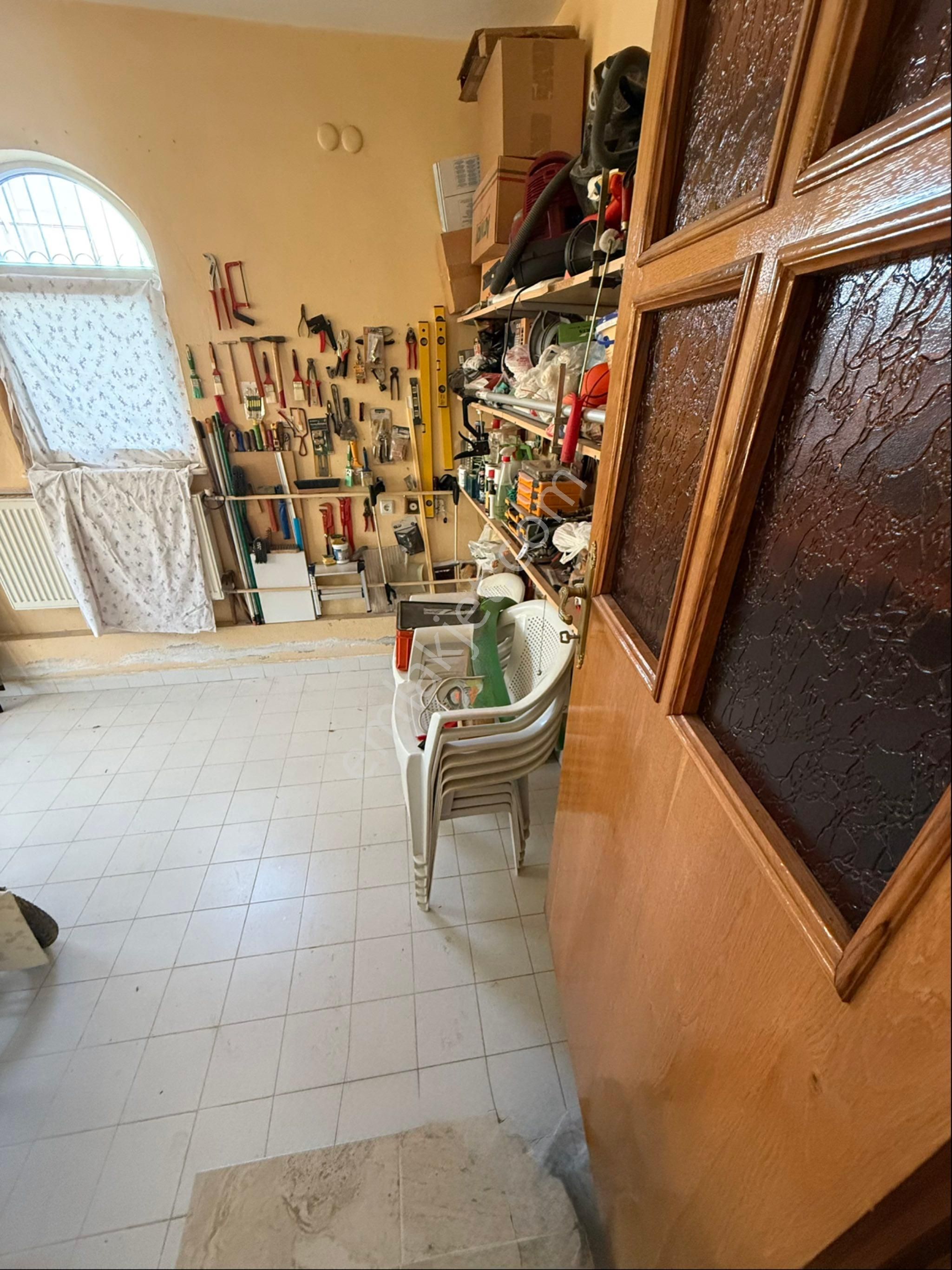 Bursa Gemlik Kumsazda Lüks Satılık Villa - Görsel 45