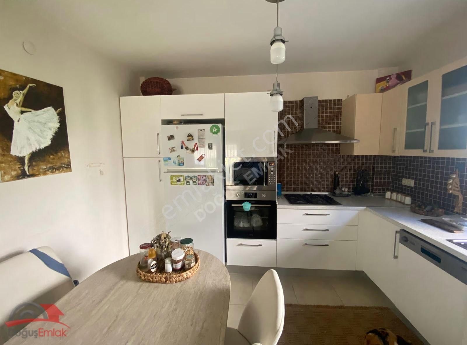 Doğuş Emlak'tan Satılık Tam Müstakil Bahçeli Otoparklı 3+1 Villa - Görsel 4