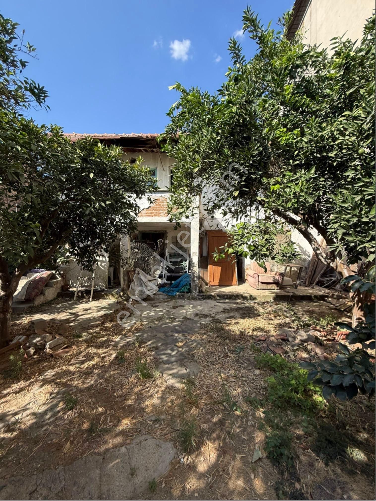 Satılık 374 Metrekare Müstakil Ev