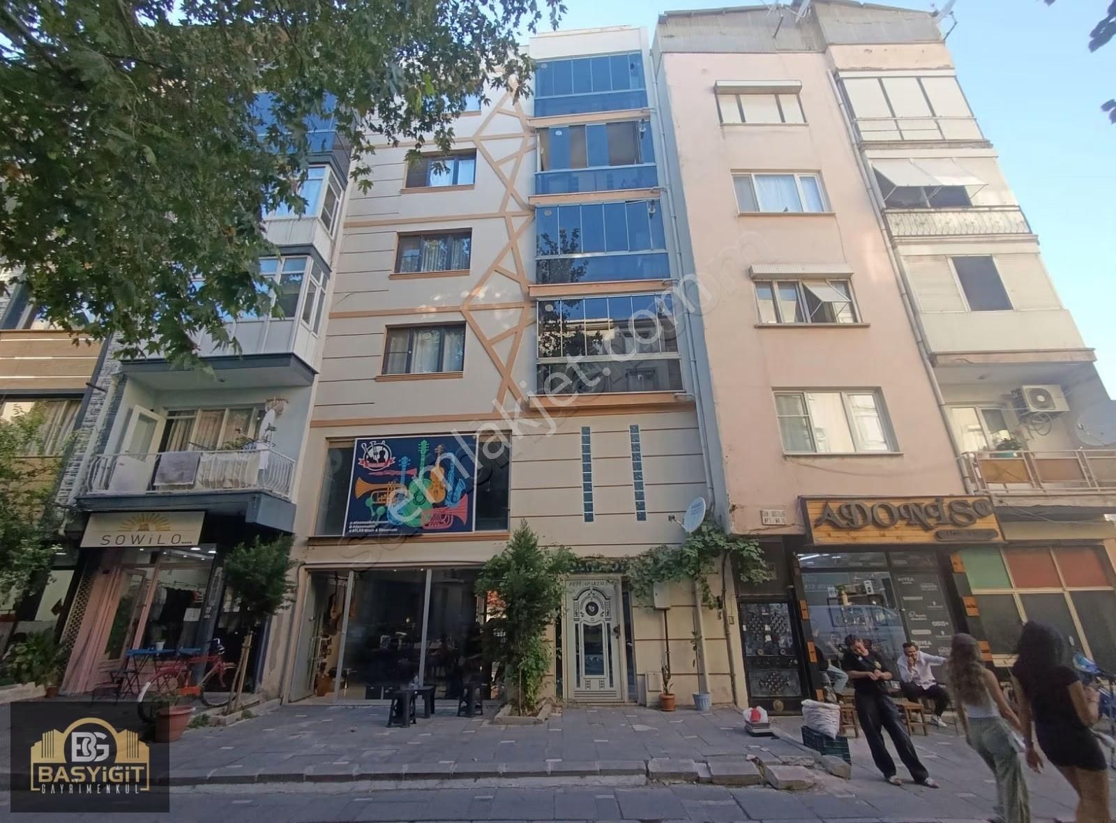 Kethüda Mh.hergelen Meydanı 2+1,80m2. Asansörlü, Satılık Daire - Görsel 4