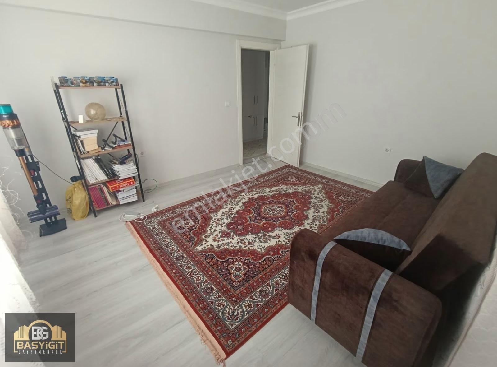 Kethüda Mh.hergelen Meydanı 2+1,80m2. Asansörlü, Satılık Daire - Görsel 9