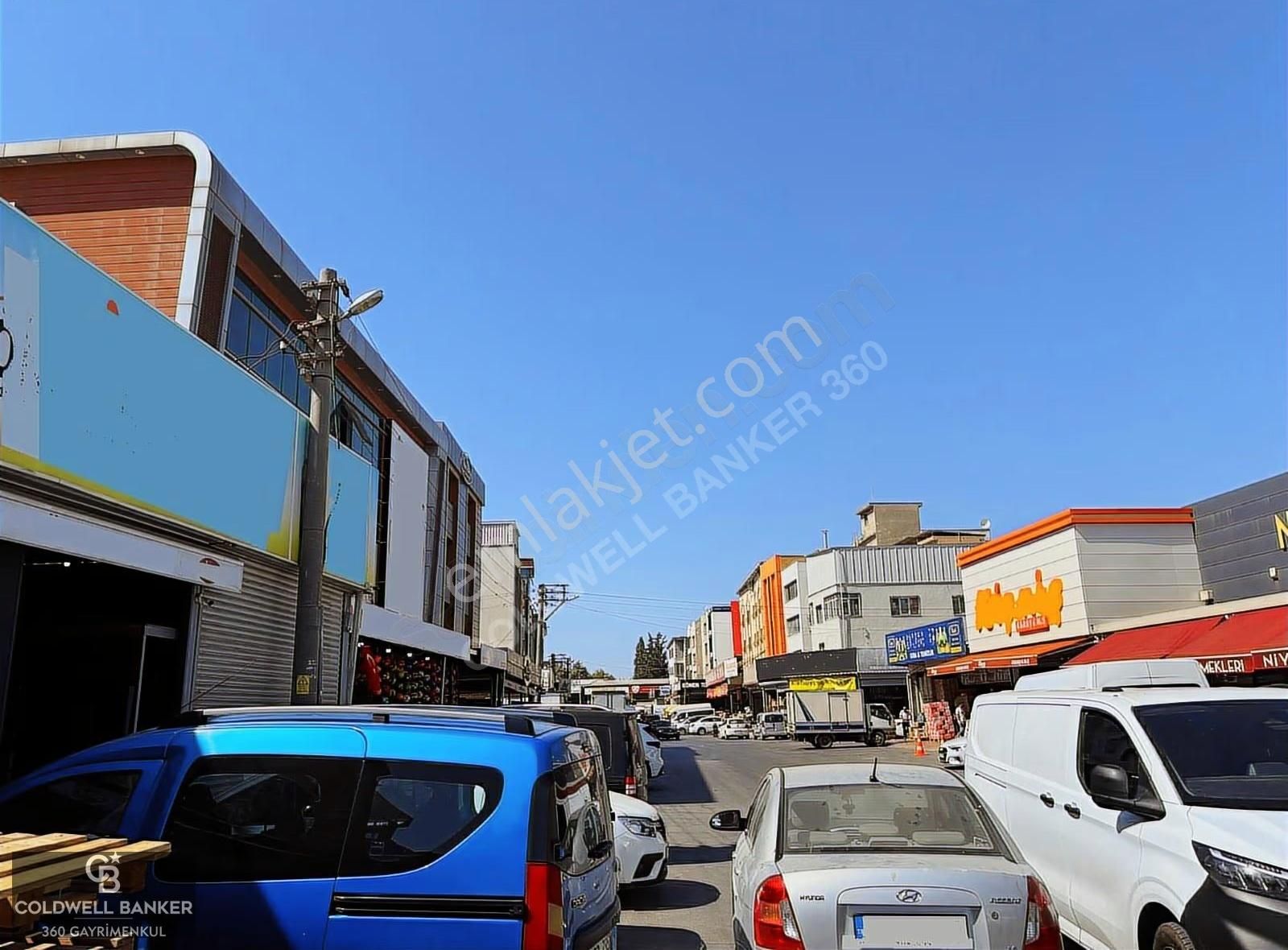 Gıda Çarşısının Ortasında Caddeye Cephe Deviren Kiralık Dükkan - Görsel 10