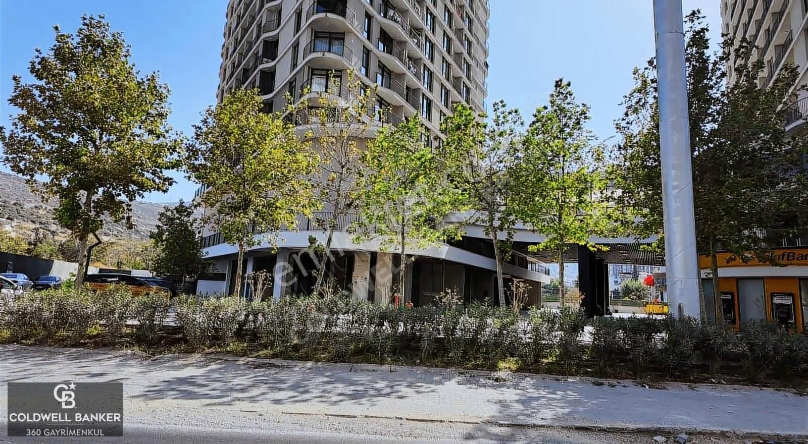 Modda Bulvar Projesinde Satılık Dükkan - Görsel 3