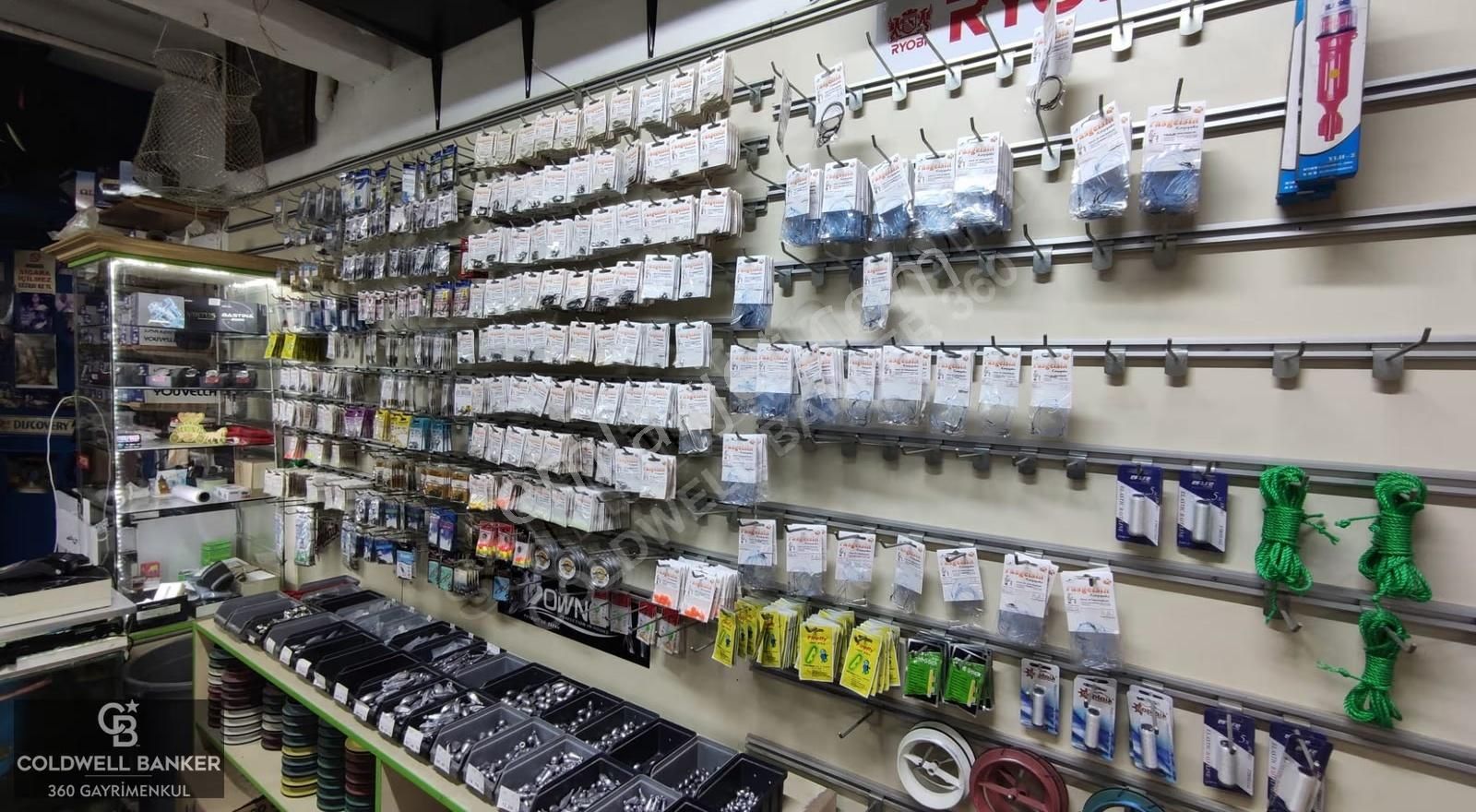 Karşıyaka İskele Karşısı Devren Kiralık Balık Av Malzeme Dükkanı - Görsel 5