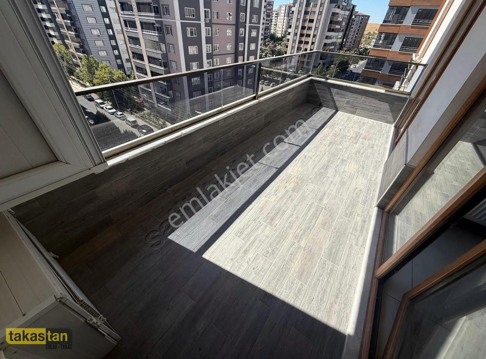 Fıstıklı Merkez Arakat 3+1 Masrafsız Uygun Fiyatlı Fırsat Daire - Görsel 3