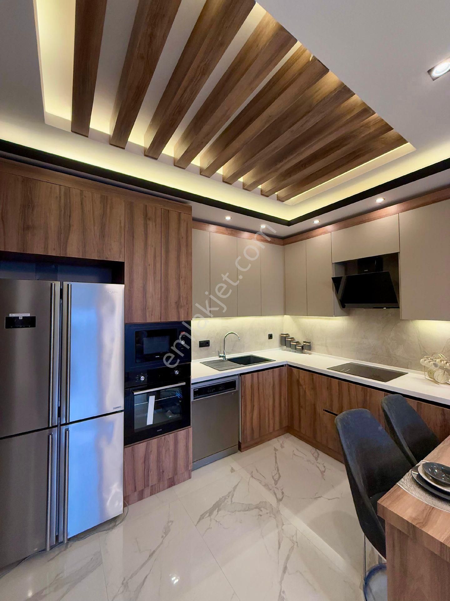 Kuşadası Garaj Arkasında Havuzlu Sosyal Donatılı Sitede Yerden Isıtmalı - Görsel 18