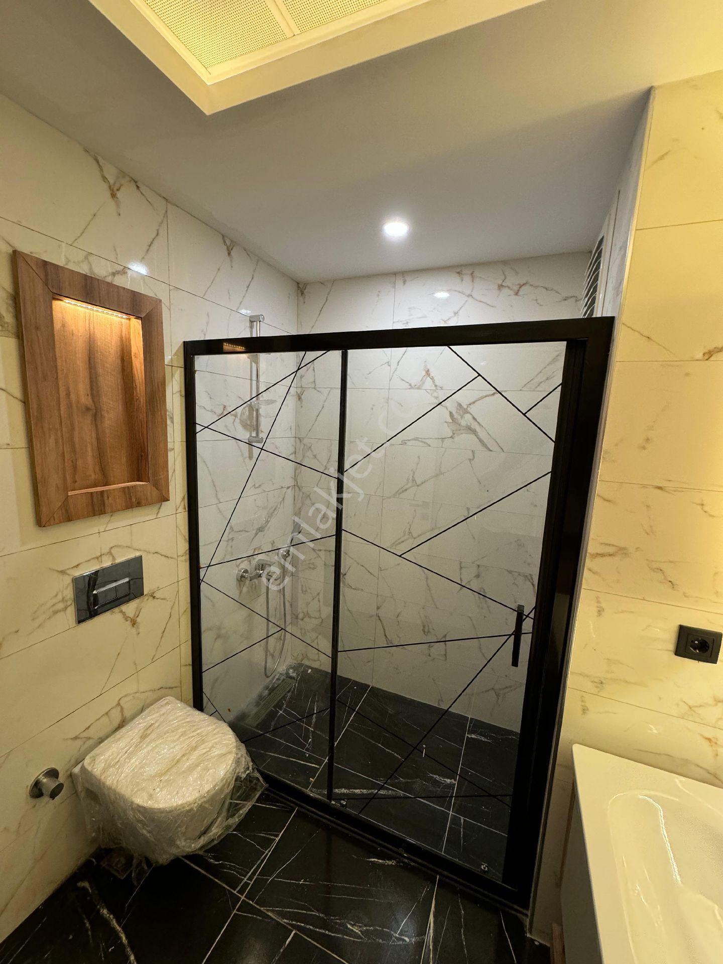 Kuşadası Garaj Arkasında Havuzlu Sosyal Donatılı Sitede Yerden Isıtmalı - Görsel 14