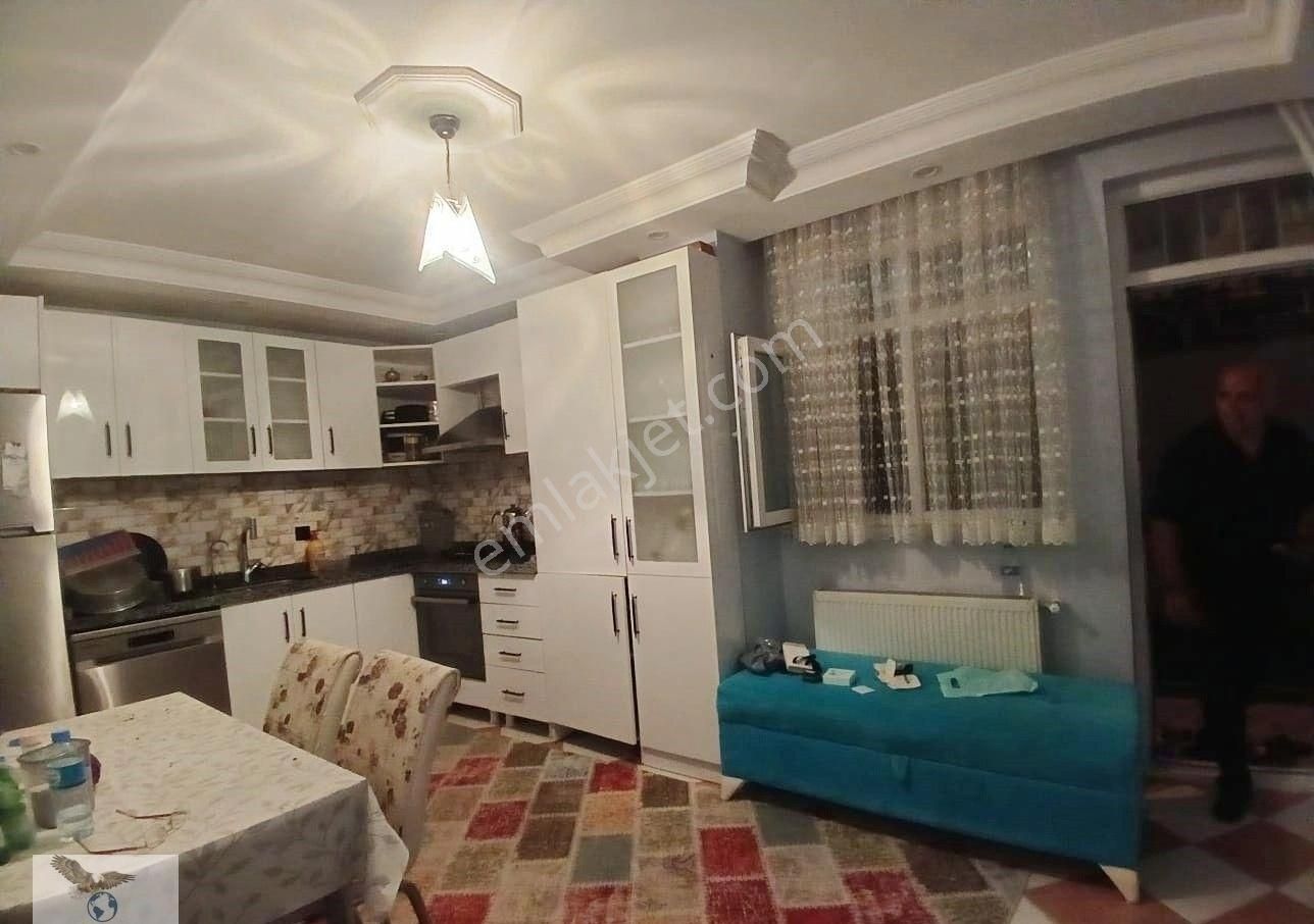 Avcılar D.köşklerde 3+1 14 Yaşında Engelliye Uygun Daire