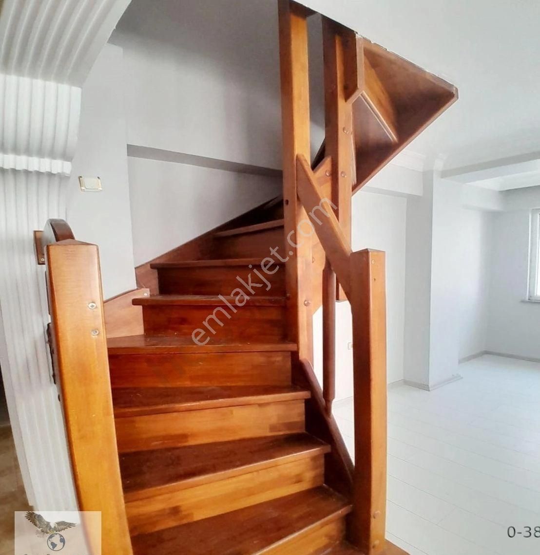 Avcılar D.köşklerde 4+2 18 Yaşında Satılık Dublex Fırsatı - Görsel 3