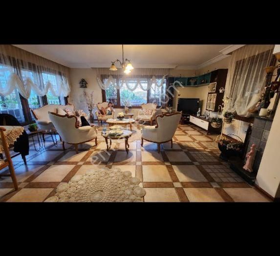 Avcıoğlu Grup Yolava Çınarcık Deniz Manzaralı Satılık Villa - Görsel 3