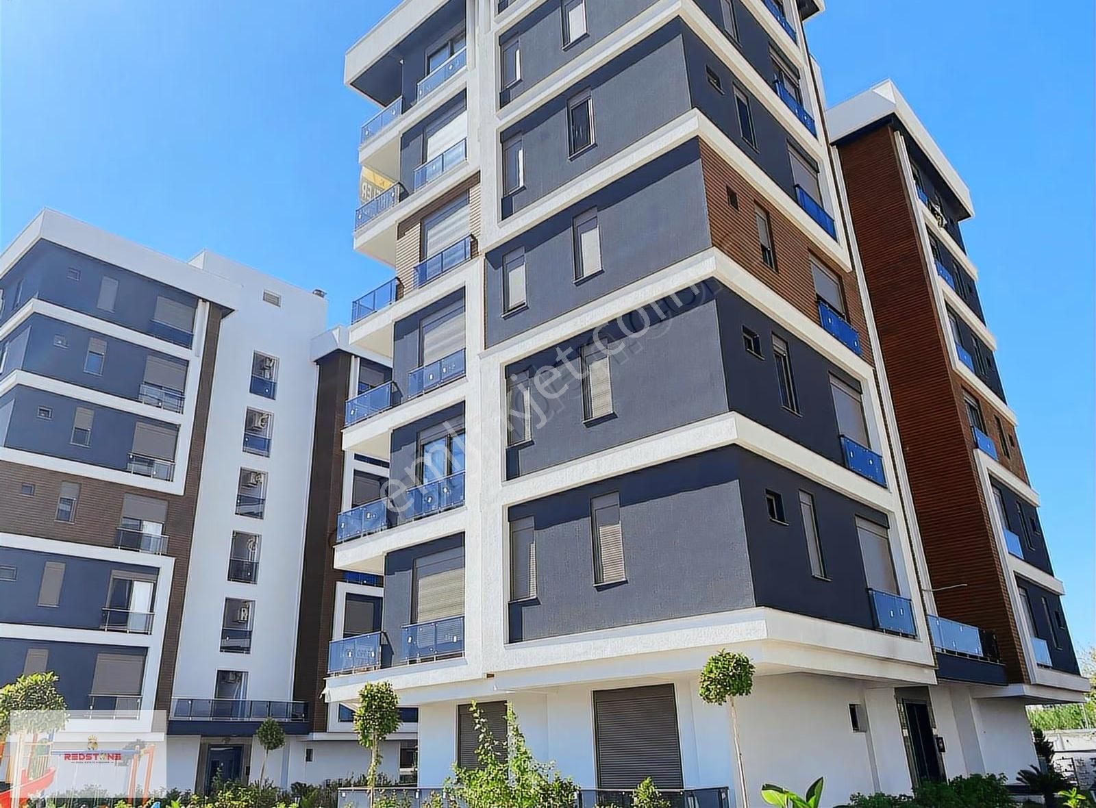 Göksuda Havuzlu Sitede 2+1 Ayrı Mutfaklı Satılık Daire - Görsel 12