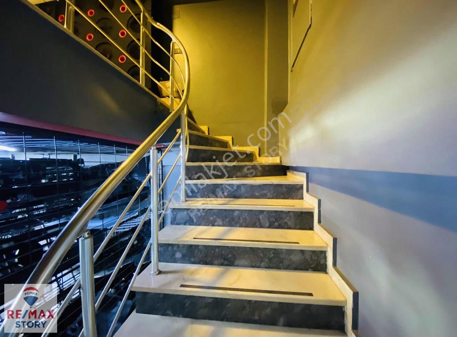 Çayırova Fatıh Caddesı'nde Reklam Değerı Yüksek Satılık Dükkan - Görsel 18