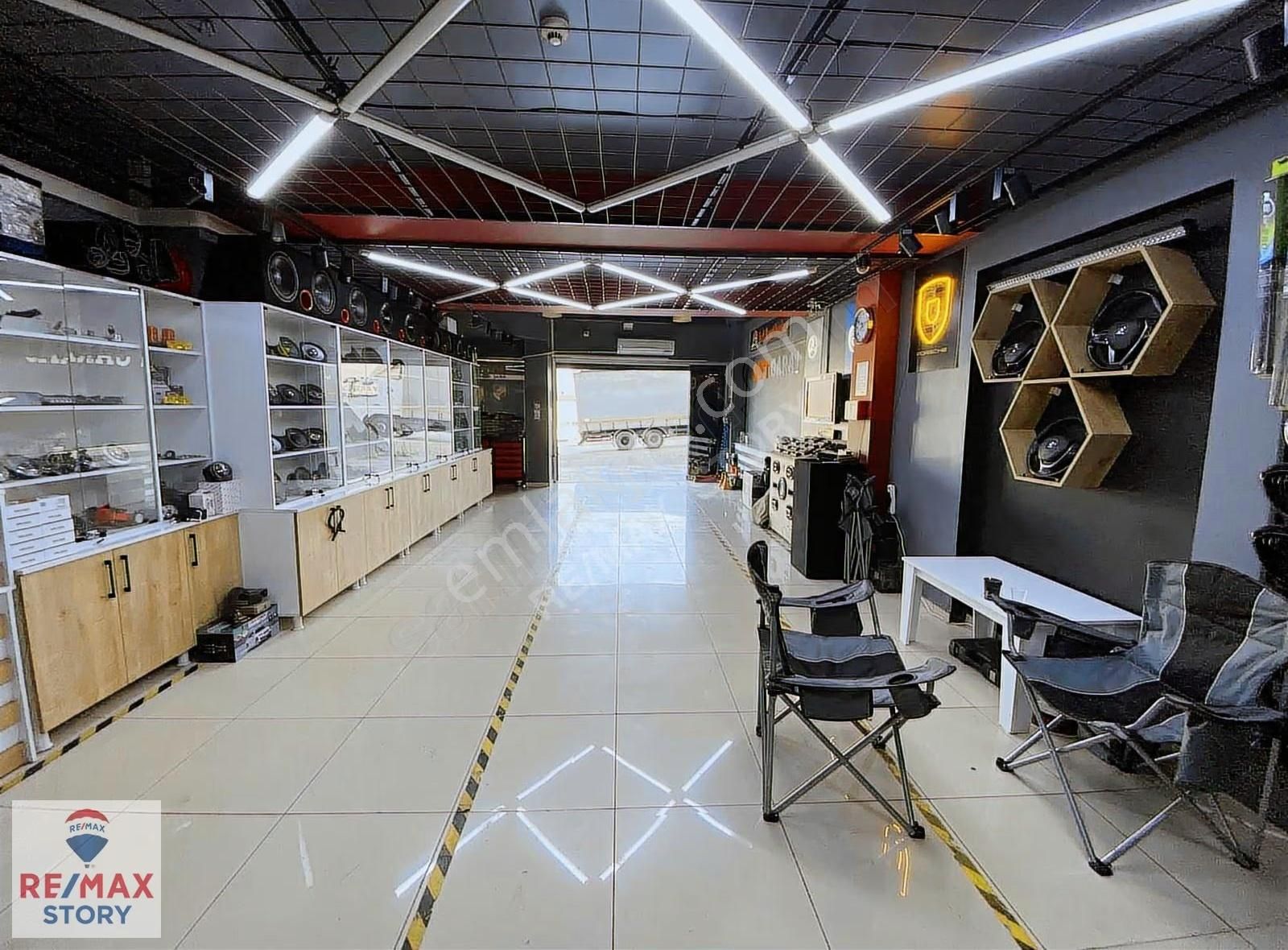 Çayırova Fatıh Caddesı'nde Reklam Değerı Yüksek Satılık Dükkan - Görsel 7