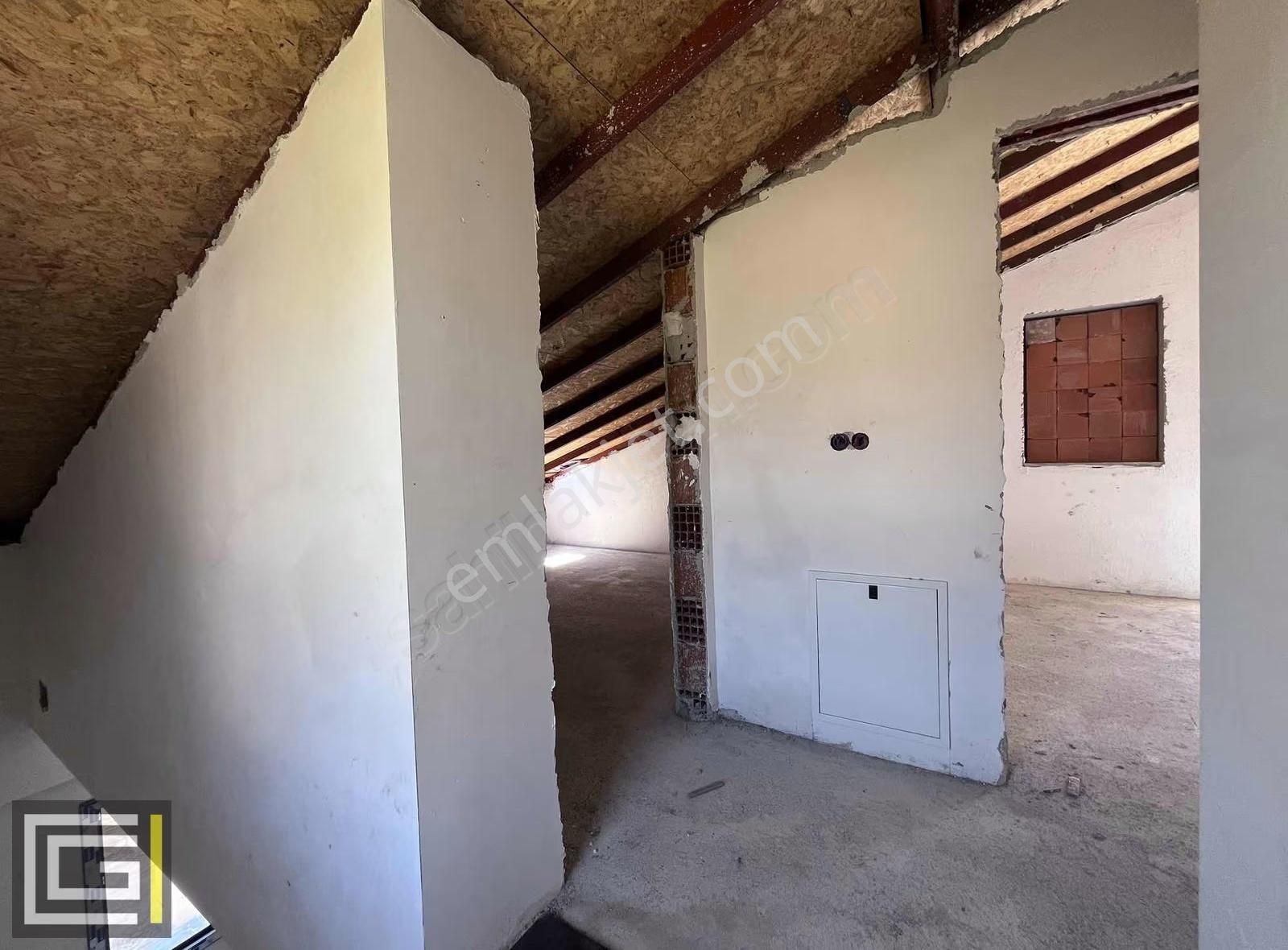 Karagedik Mahallesi'nde Müstakil 5+1 Havuzlu Satılık Villa - Görsel 13