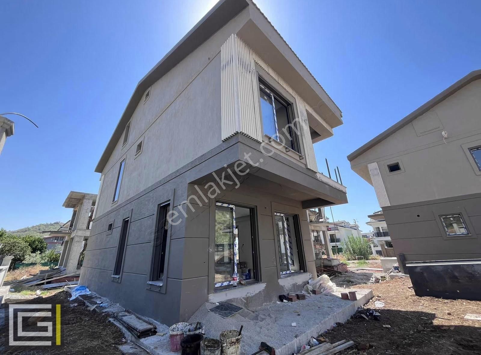 Karagedik Mahallesi'nde Müstakil 5+1 Havuzlu Satılık Villa - Görsel 15