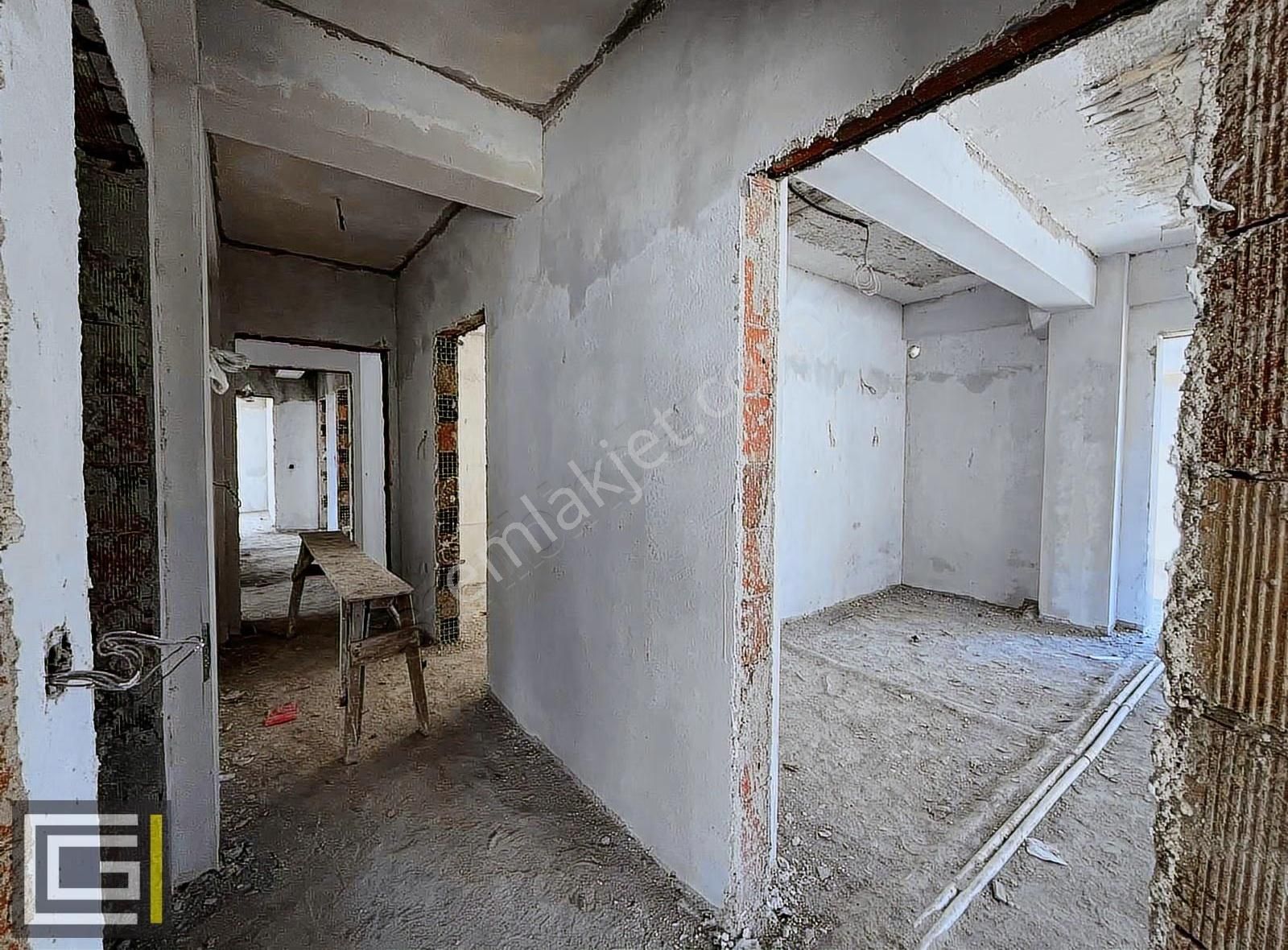 Tuzla Mahallesi'nde Arakat Asansörlü 2+1 Sıfır Satılık Daire - Görsel 2
