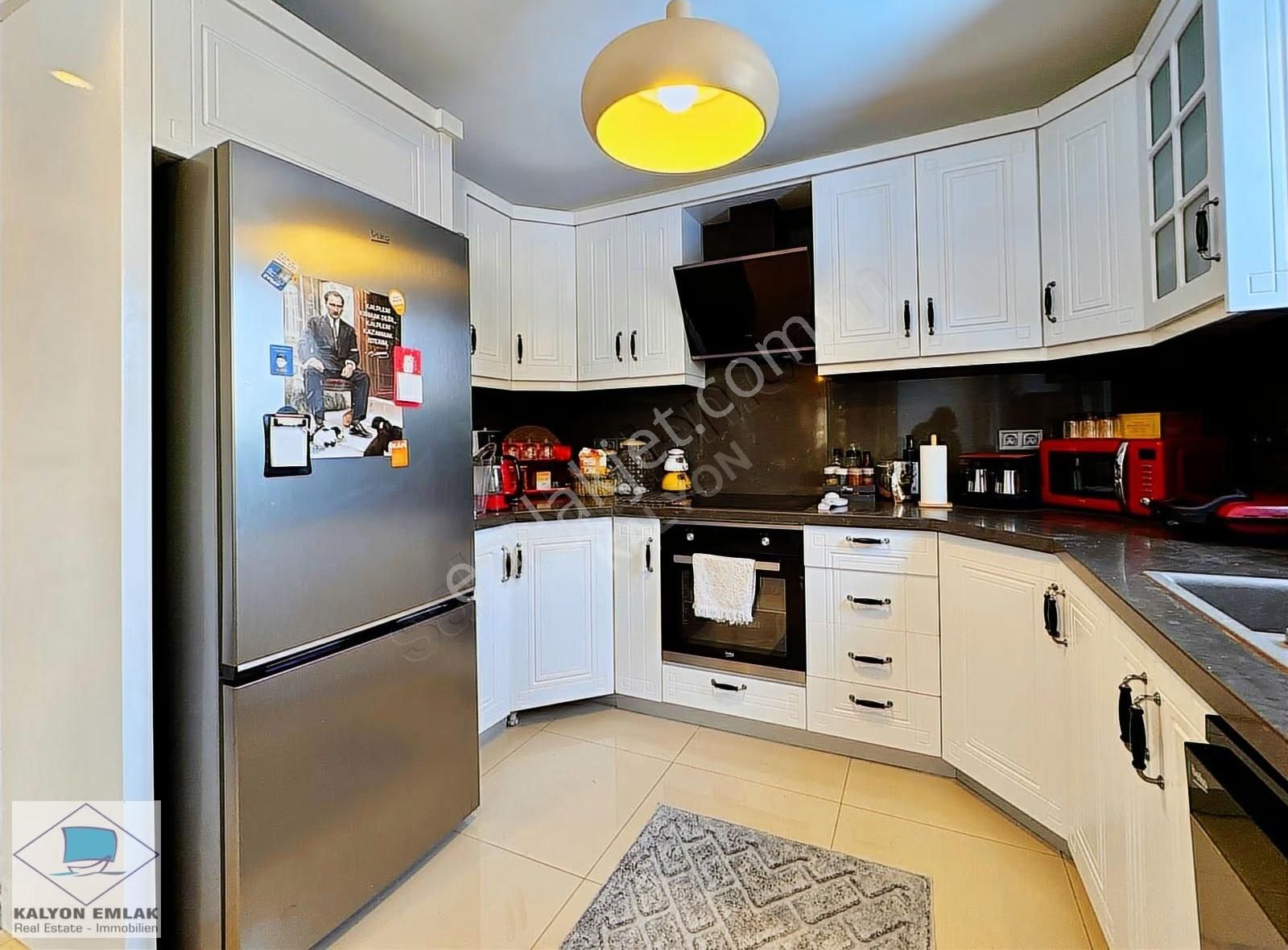 Alaçatı'da Satılık Tam Müstakil Havuzlu Müştemilatlı Lüx Villa - Görsel 4